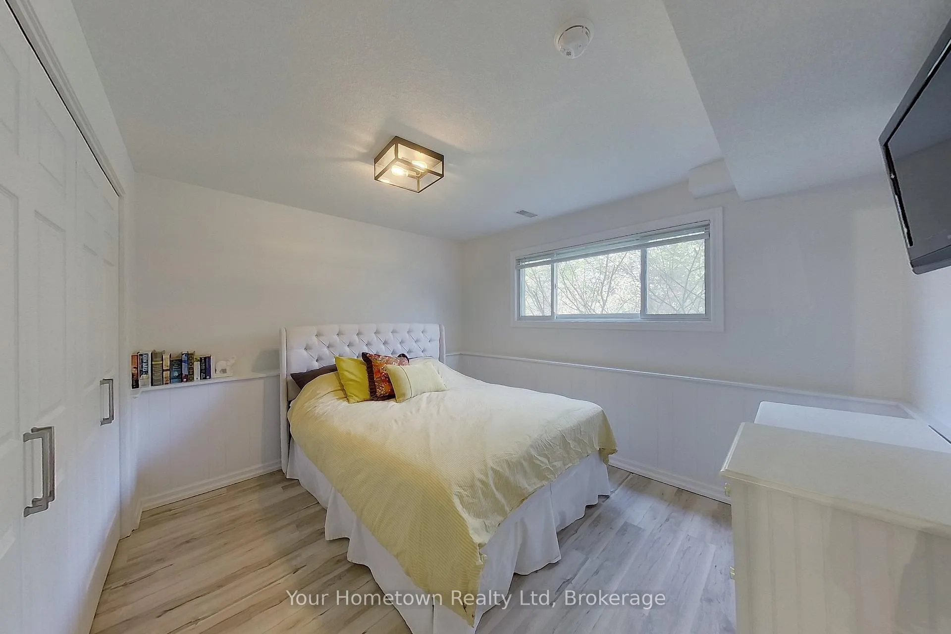 Photo 39 of 14 Braeside Street, Centre Wellington, Fergus — HOMEH
