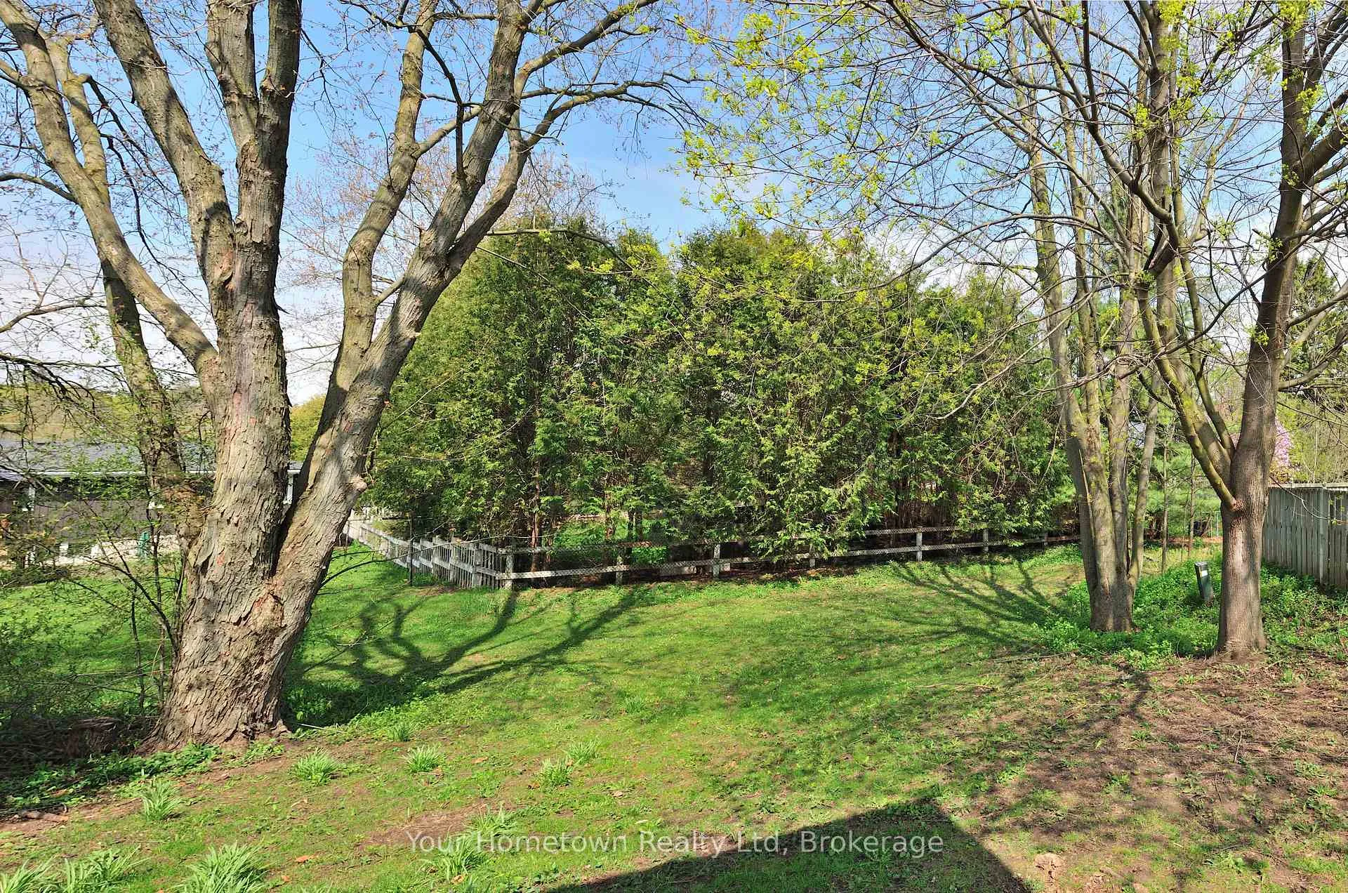 Photo 45 of 14 Braeside Street, Centre Wellington, Fergus — HOMEH