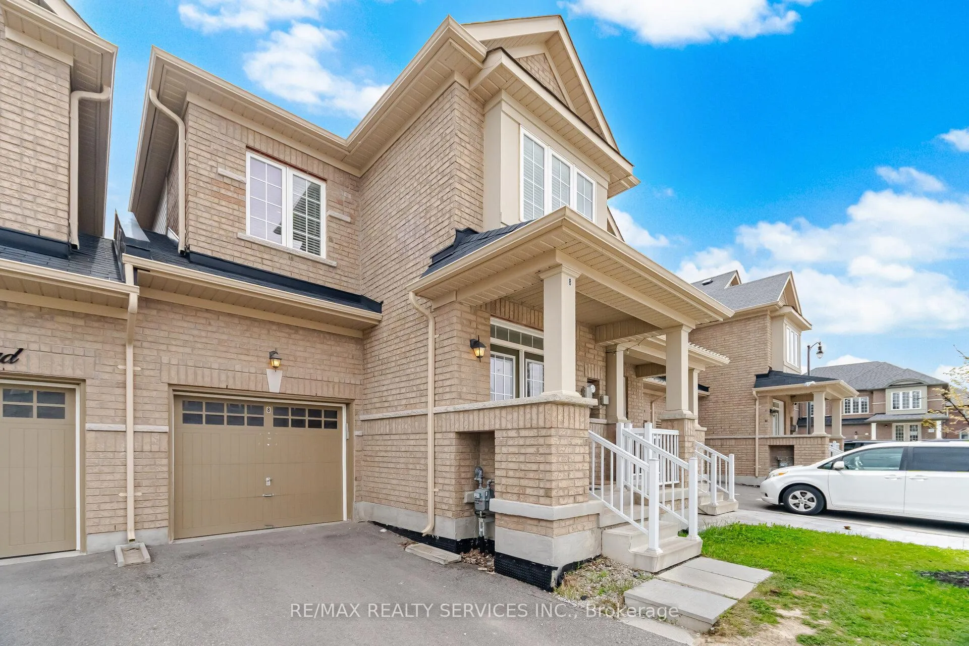 Photo 6 of 8 Oleary Road, Brampton, Northwest Brampton — HOMEH