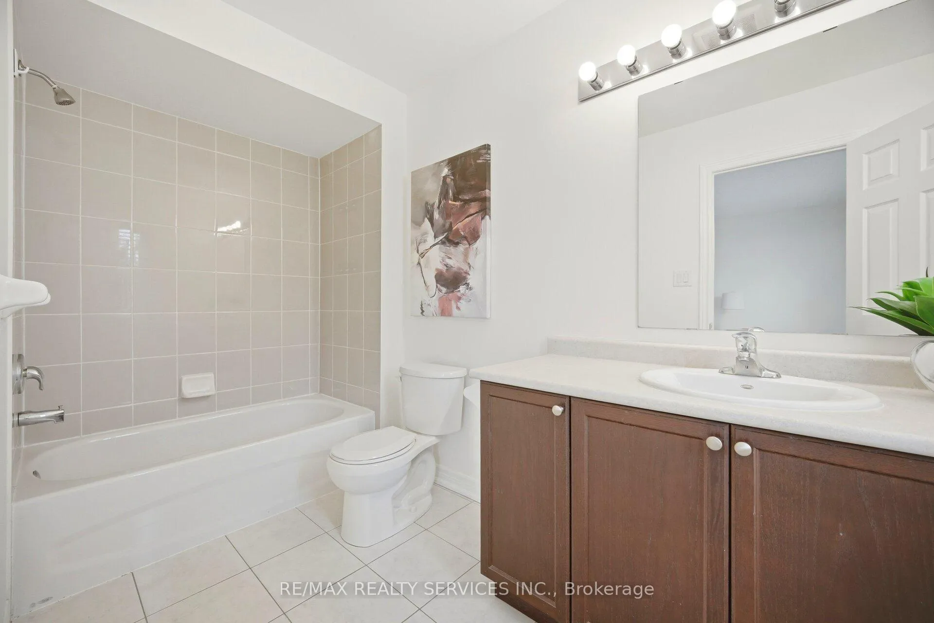 Photo 25 of 8 Oleary Road, Brampton, Northwest Brampton — HOMEH