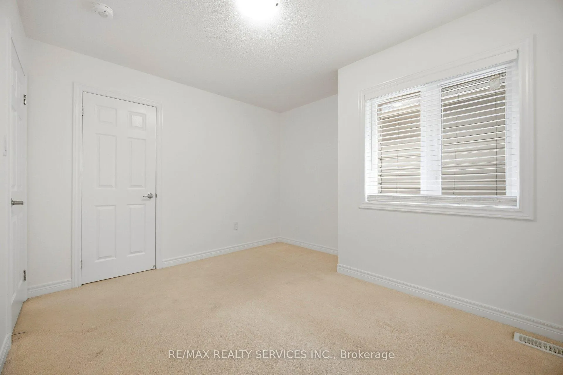Photo 30 of 8 Oleary Road, Brampton, Northwest Brampton — HOMEH