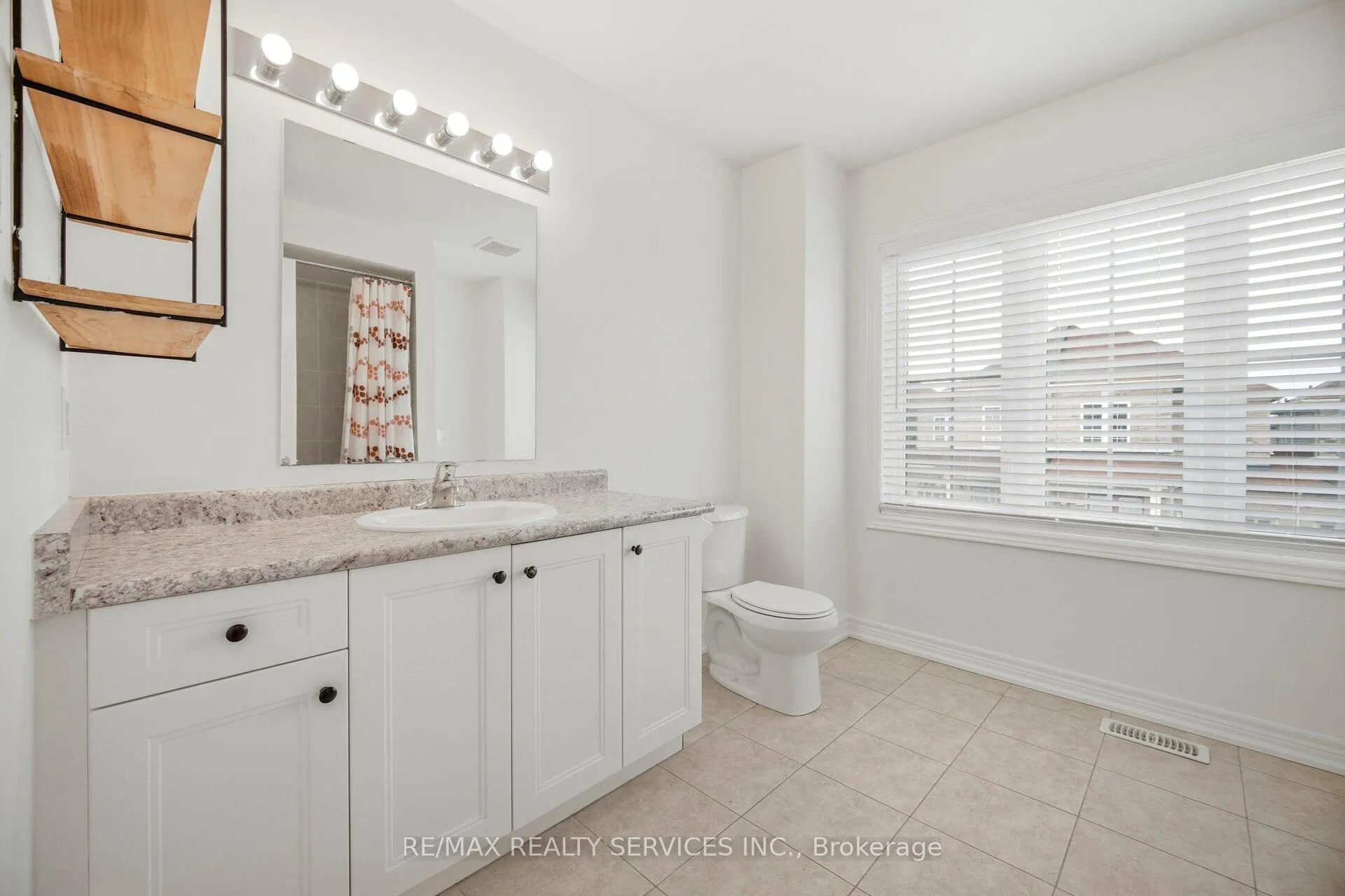 Photo 31 of 8 Oleary Road, Brampton, Northwest Brampton — HOMEH