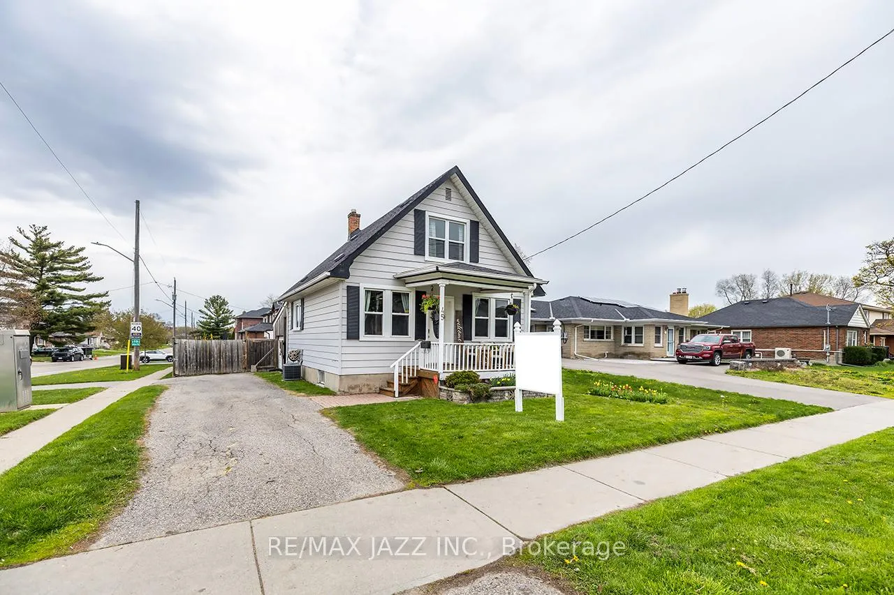 Photo 2 of 45 Wilson Road S, Oshawa, Donevan — HOMEH