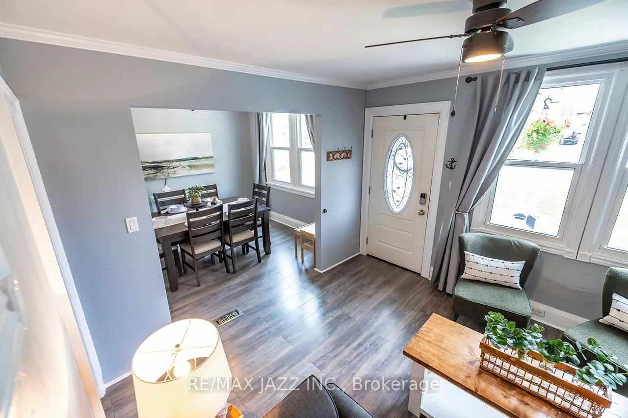Photo 12 of 45 Wilson Road S, Oshawa, Donevan — HOMEH