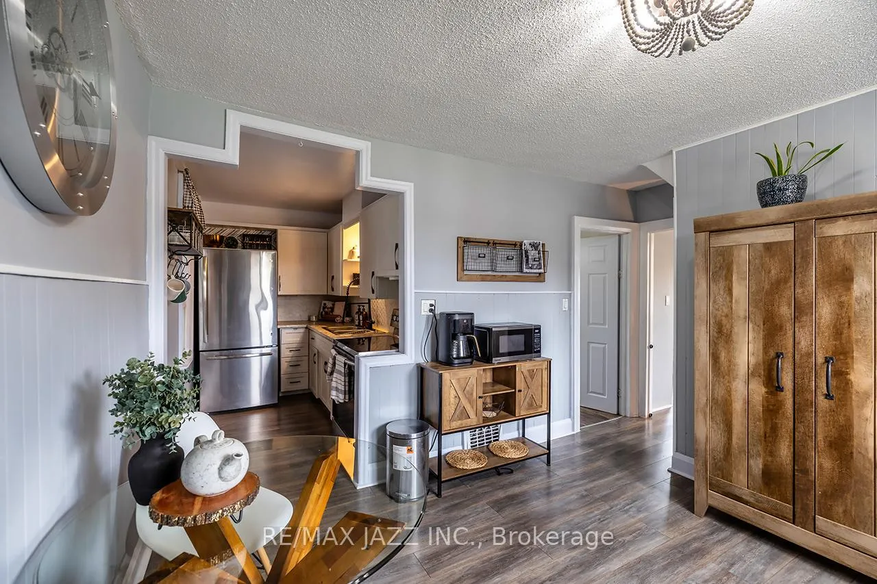 Photo 15 of 45 Wilson Road S, Oshawa, Donevan — HOMEH