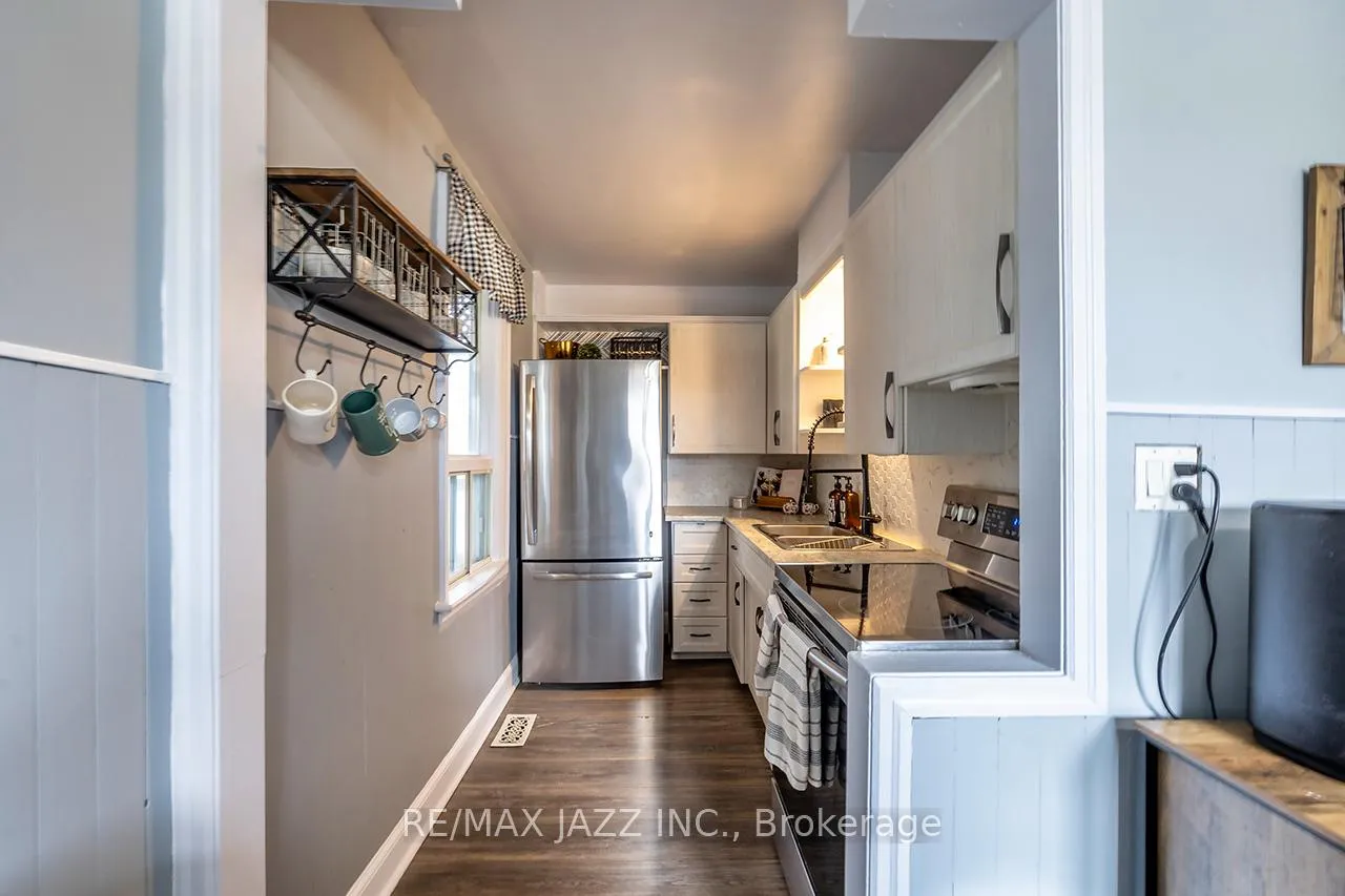 Photo 16 of 45 Wilson Road S, Oshawa, Donevan — HOMEH