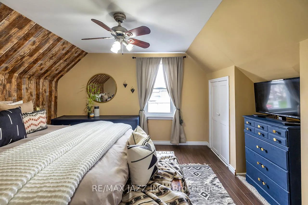 Photo 23 of 45 Wilson Road S, Oshawa, Donevan — HOMEH