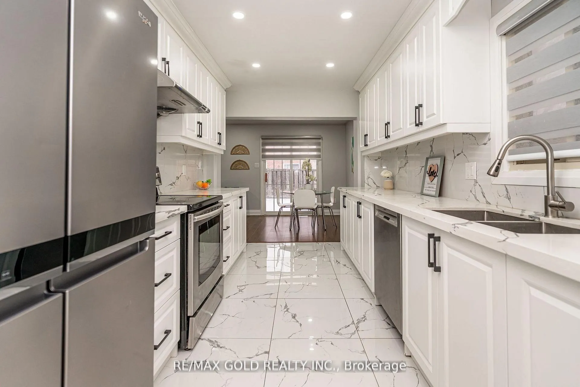 Photo 19 of 13 Martindale Crescent, Brampton, Brampton West — HOMEH
