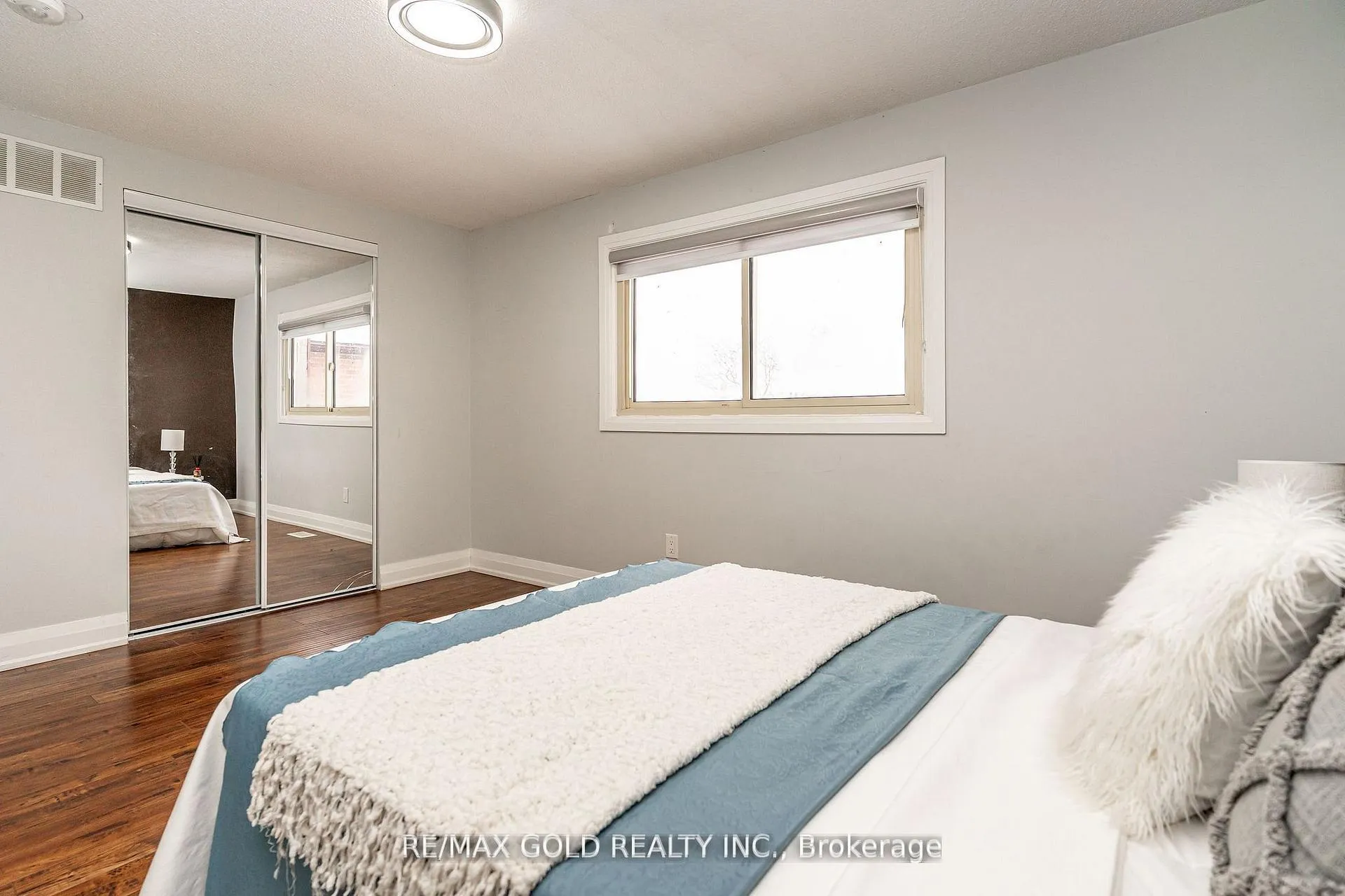 Photo 25 of 13 Martindale Crescent, Brampton, Brampton West — HOMEH