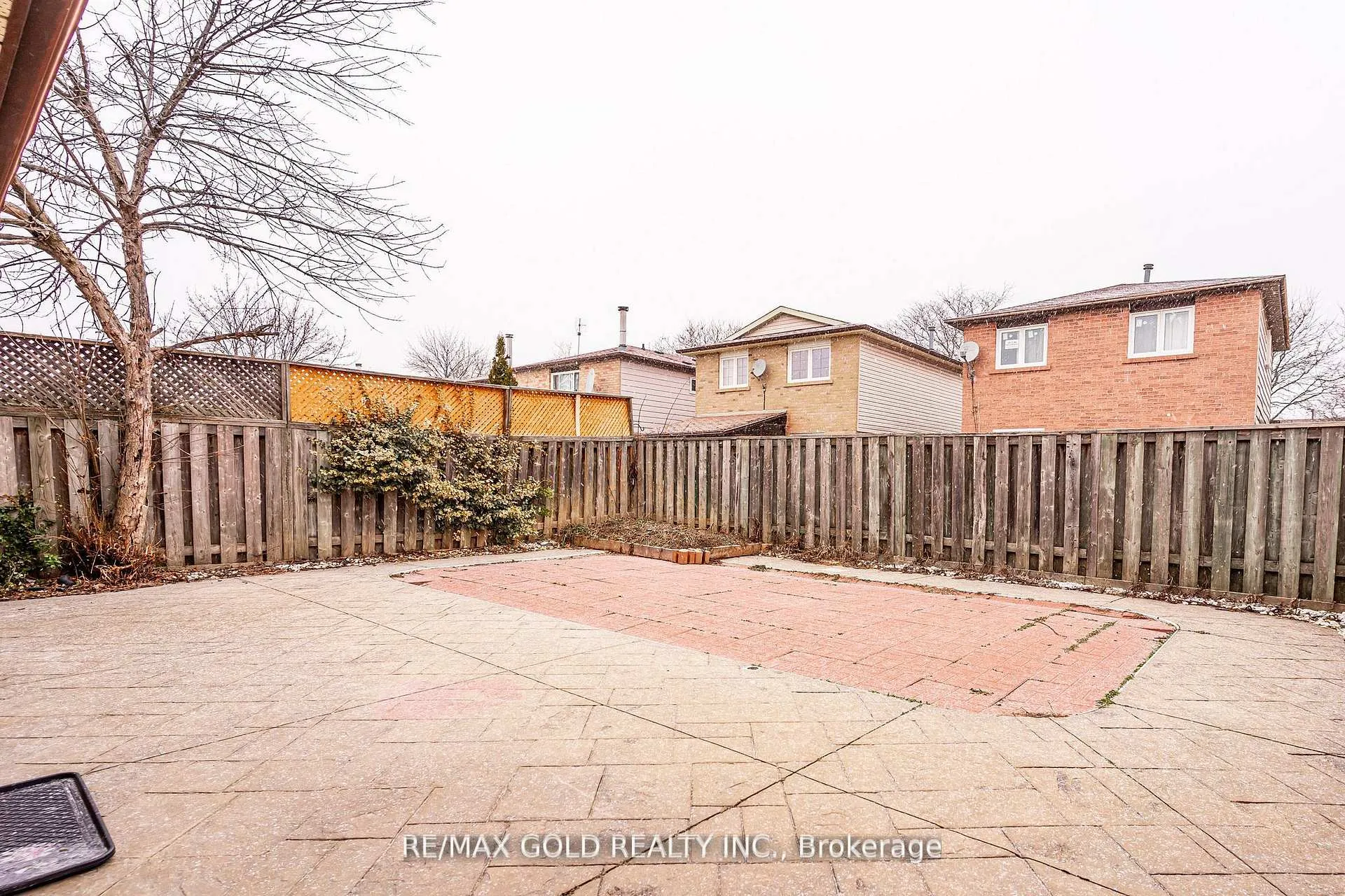 Photo 39 of 13 Martindale Crescent, Brampton, Brampton West — HOMEH