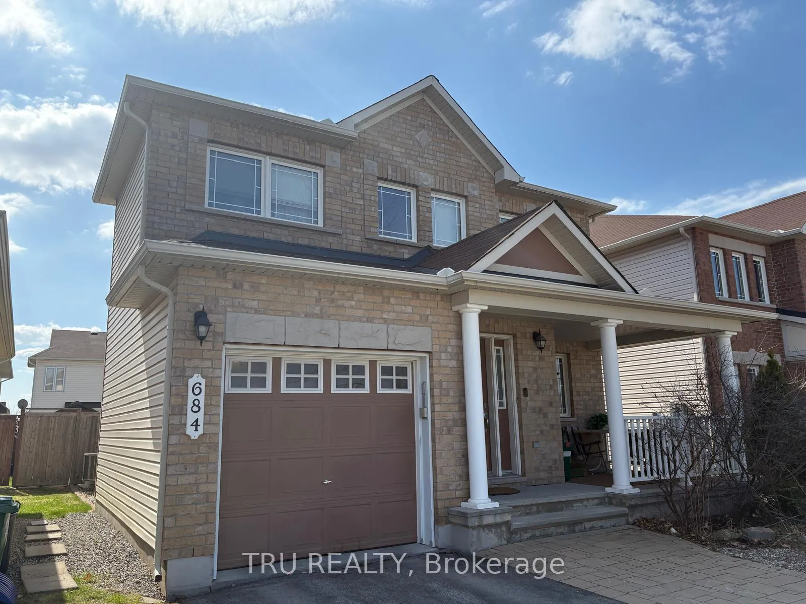 Photo 3 of 684 Beatrice Drive, Ottawa, Barrhaven - Strandherd — HOMEH