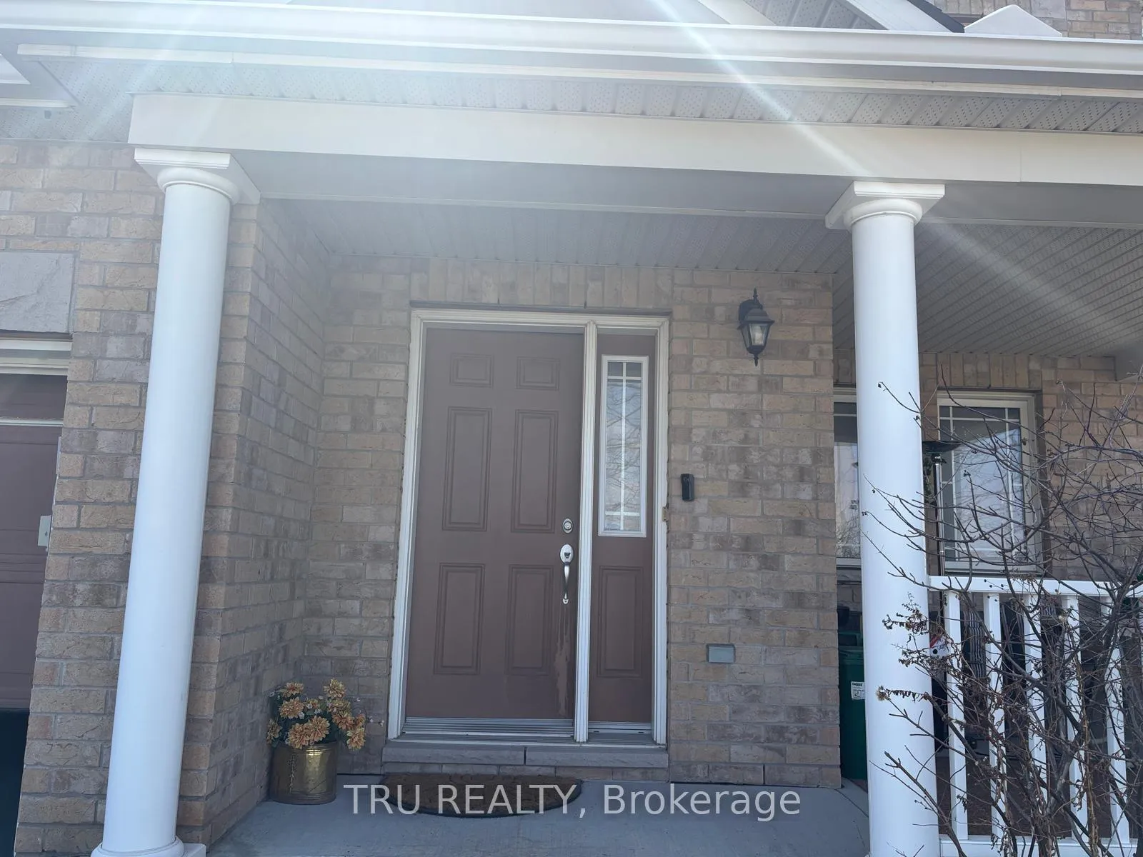 Photo 4 of 684 Beatrice Drive, Ottawa, Barrhaven - Strandherd — HOMEH