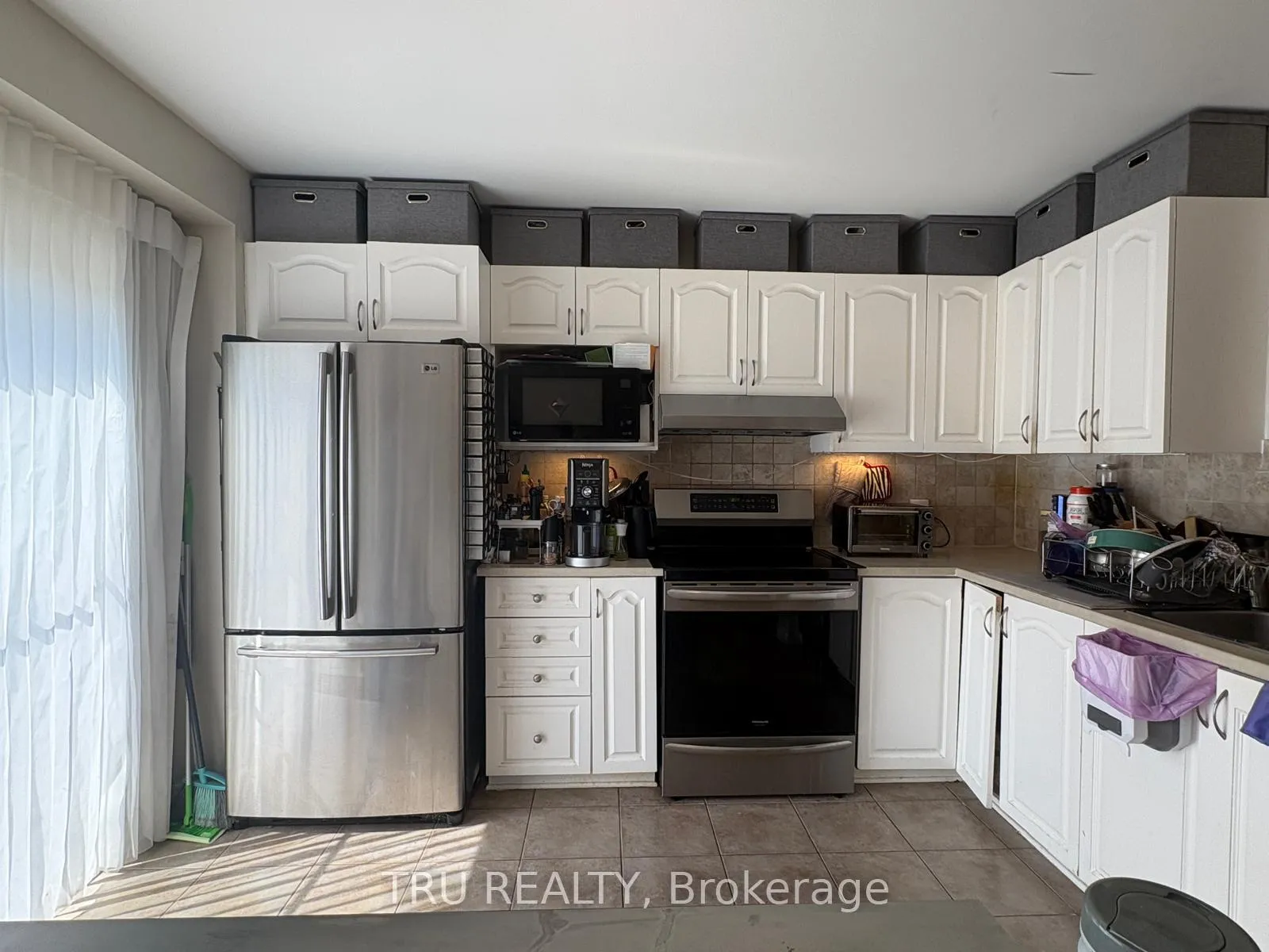 Photo 7 of 684 Beatrice Drive, Ottawa, Barrhaven - Strandherd — HOMEH