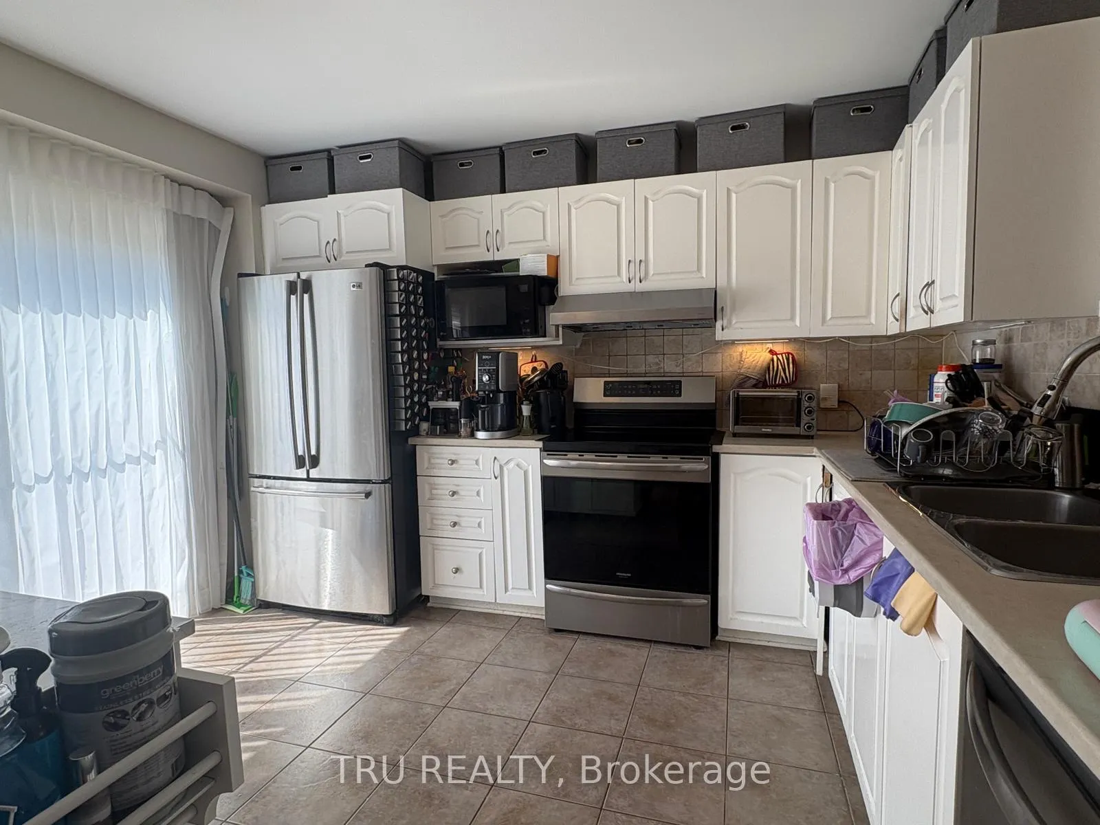 Photo 8 of 684 Beatrice Drive, Ottawa, Barrhaven - Strandherd — HOMEH