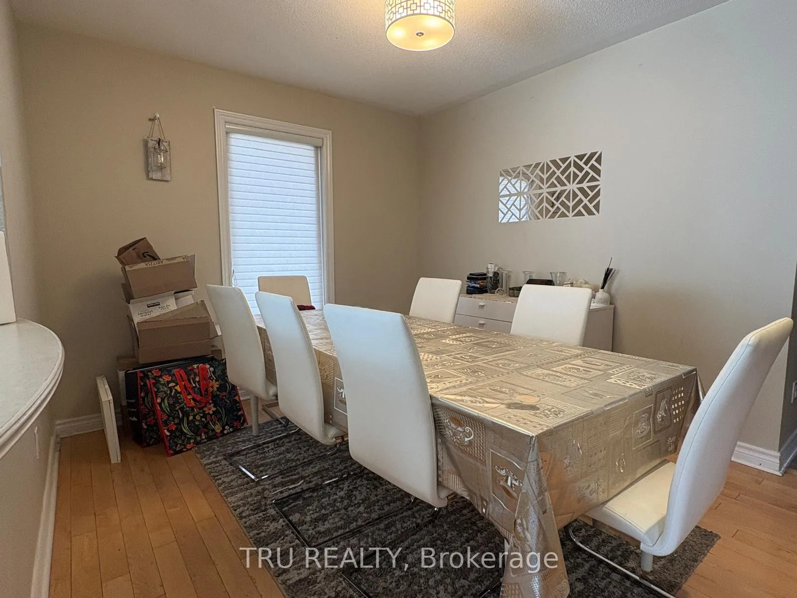 Photo 10 of 684 Beatrice Drive, Ottawa, Barrhaven - Strandherd — HOMEH