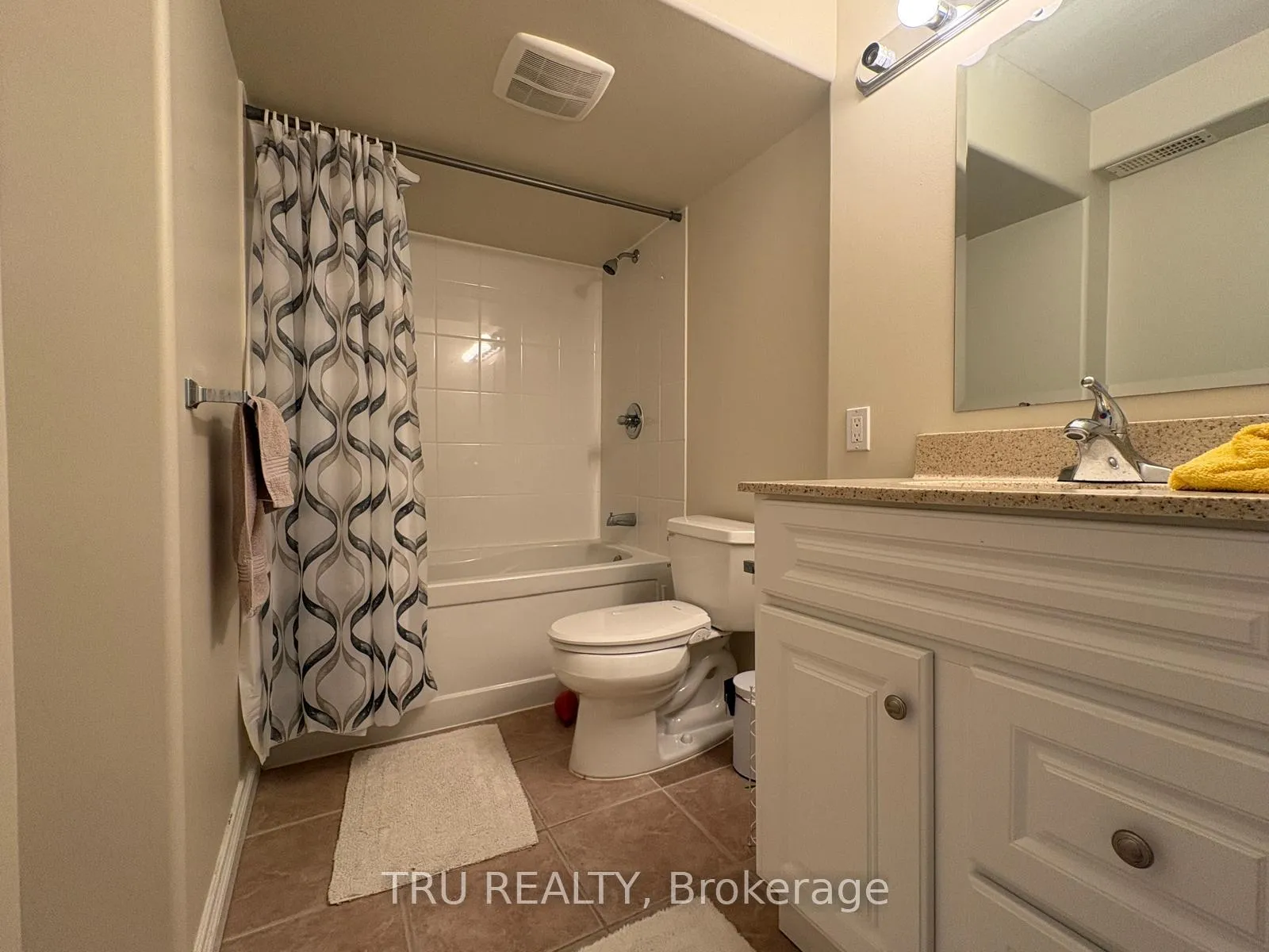 Photo 32 of 684 Beatrice Drive, Ottawa, Barrhaven - Strandherd — HOMEH