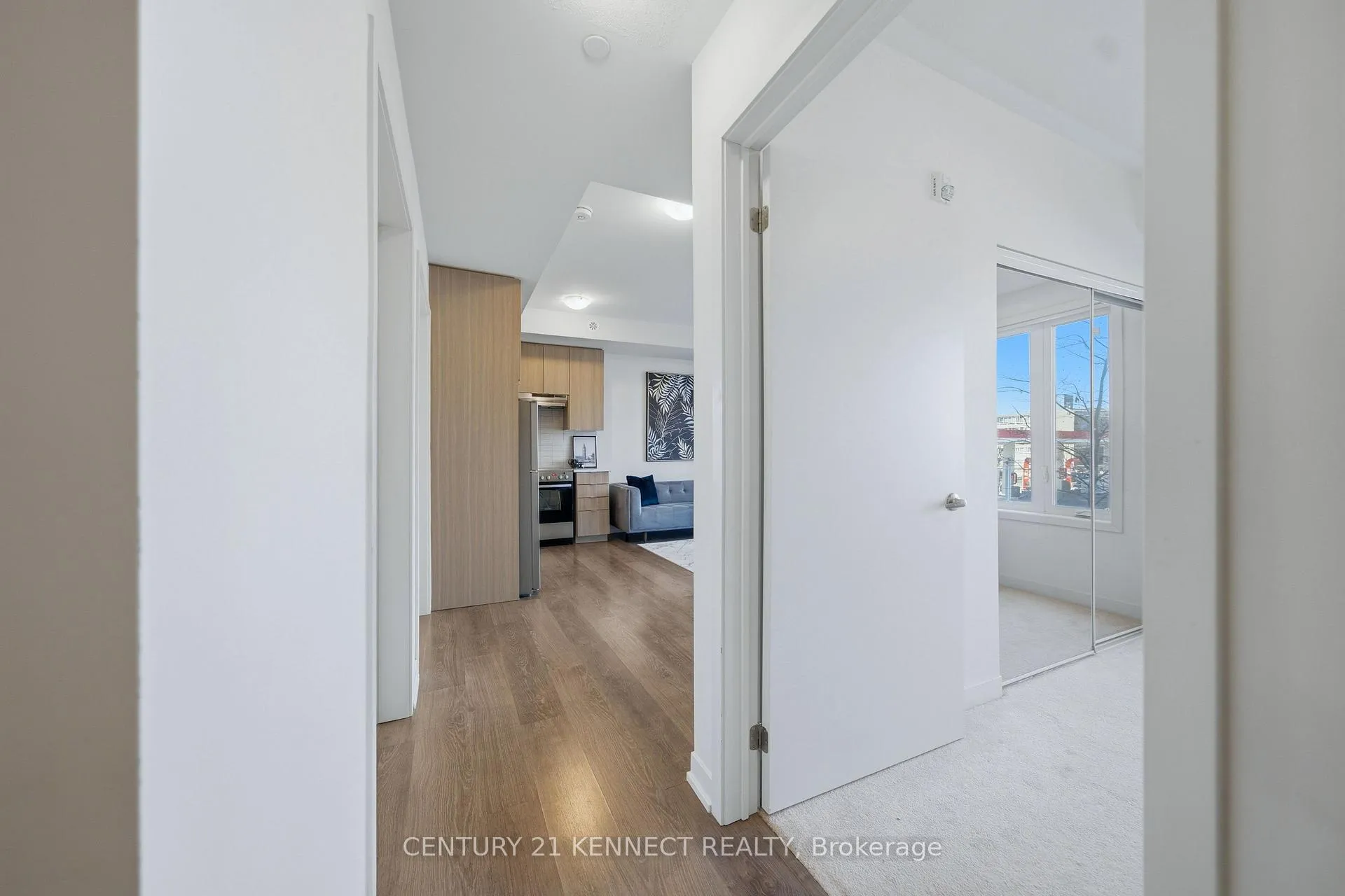 Photo 3 of Unit 211, 20 Orchid Pl Drive, Scarborough, Malvern — HOMEH
