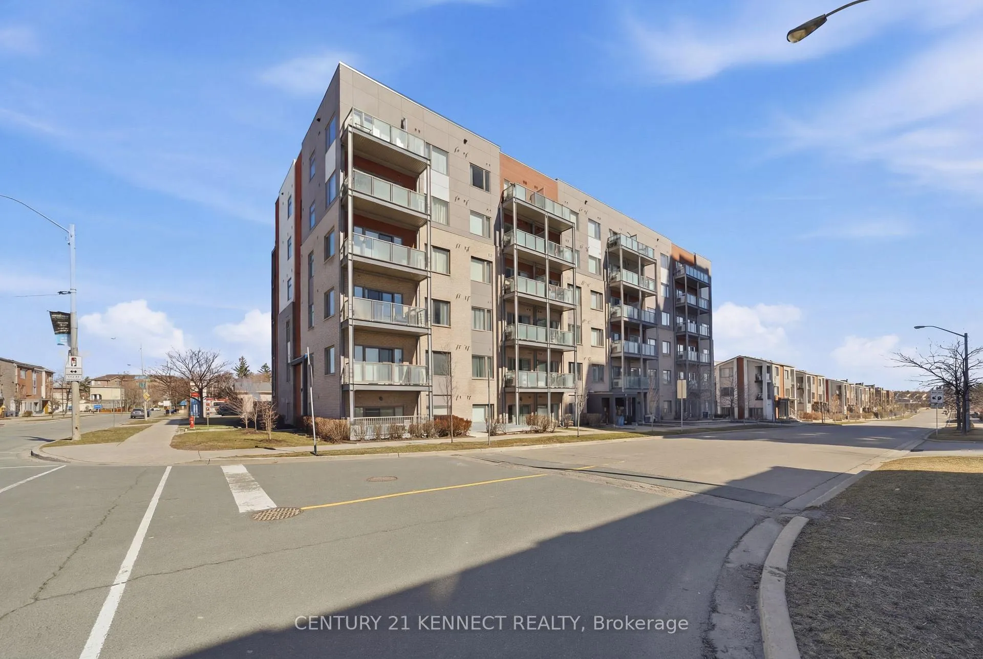 Photo 31 of Unit 211, 20 Orchid Pl Drive, Scarborough, Malvern — HOMEH