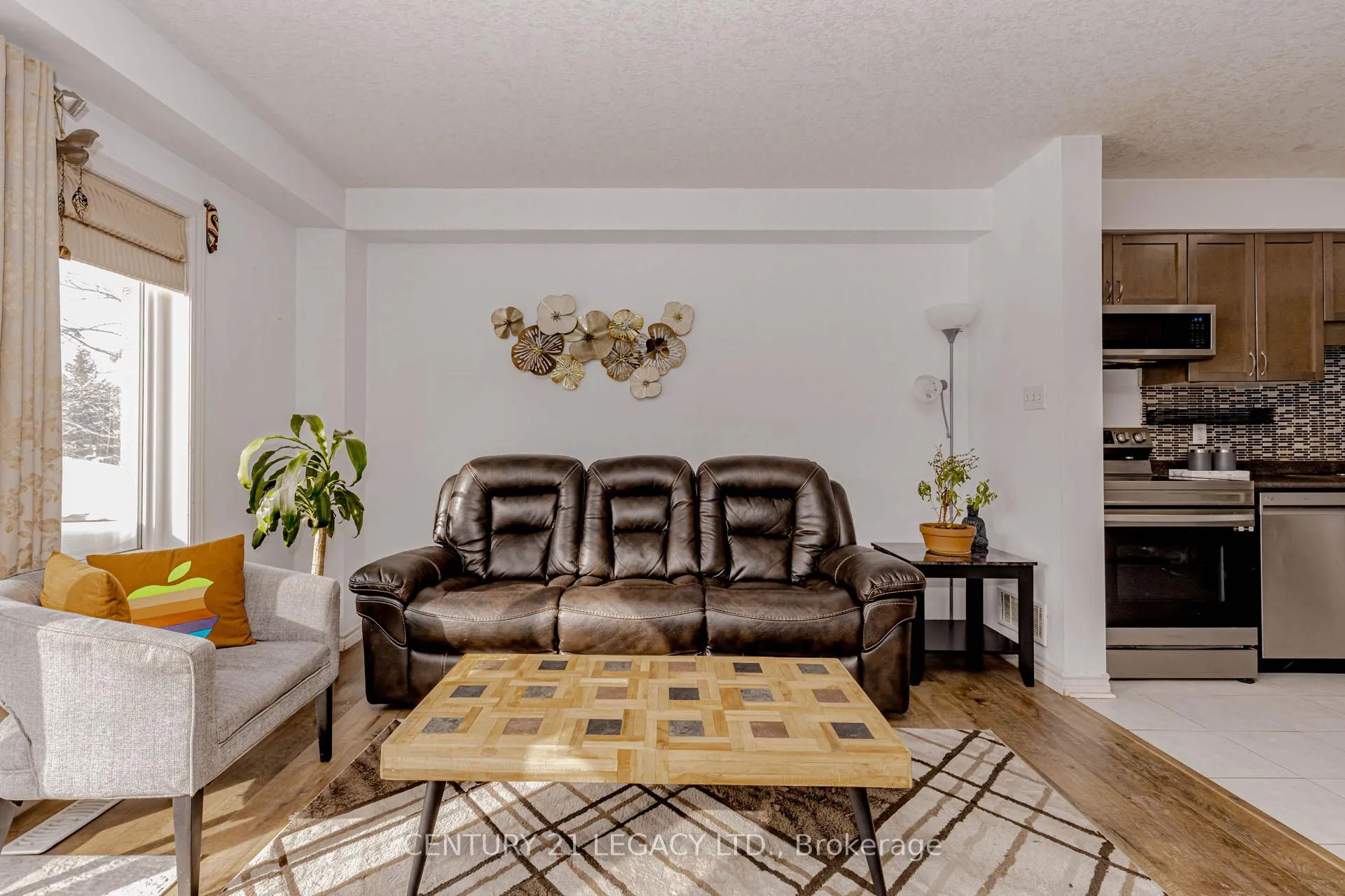 Photo 7 of 35 Oldfield Drive, Guelph, Pineridge/Westminster Woods — HOMEH