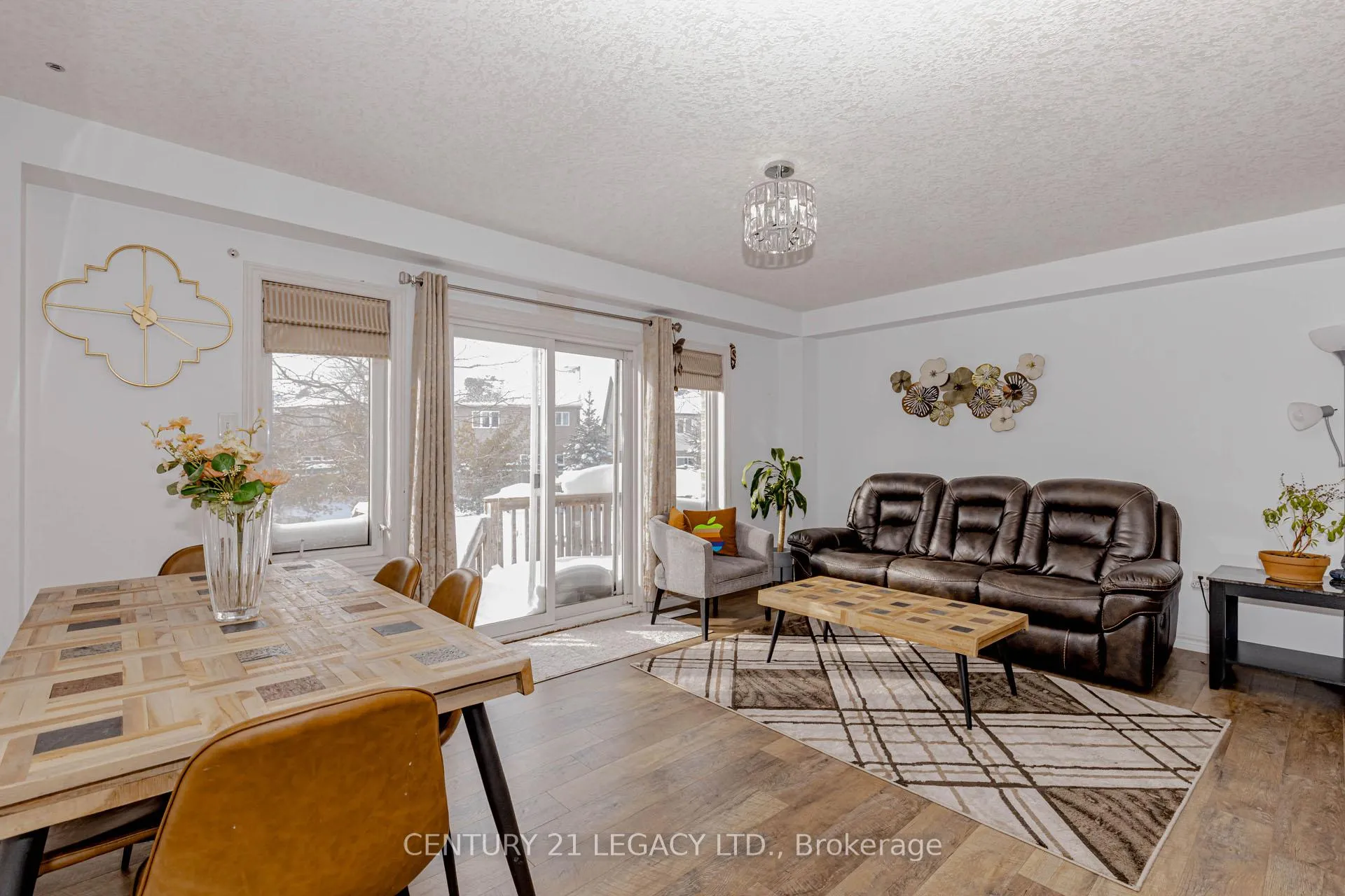 Photo 11 of 35 Oldfield Drive, Guelph, Pineridge/Westminster Woods — HOMEH