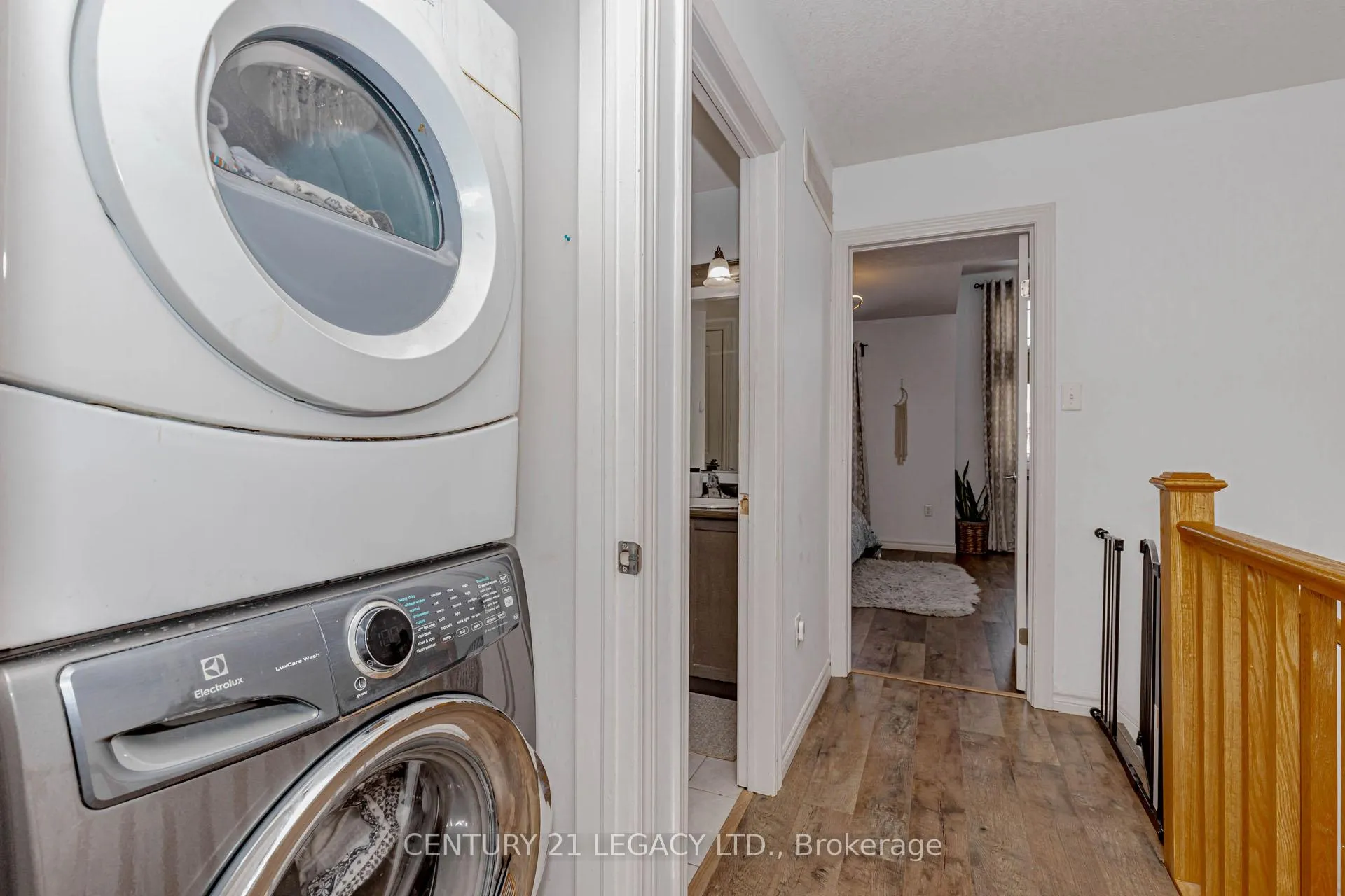 Photo 26 of 35 Oldfield Drive, Guelph, Pineridge/Westminster Woods — HOMEH