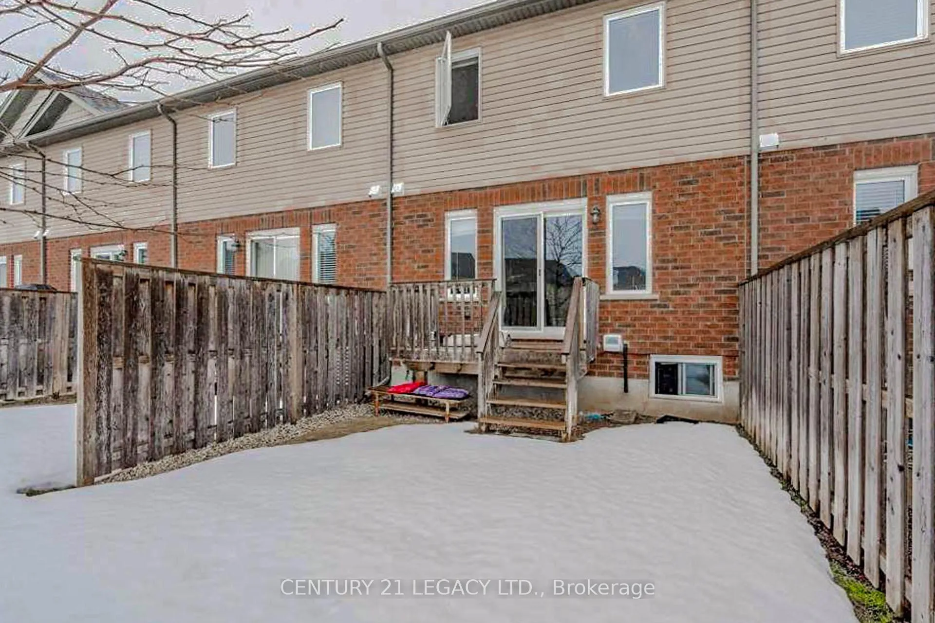 Photo 36 of 35 Oldfield Drive, Guelph, Pineridge/Westminster Woods — HOMEH