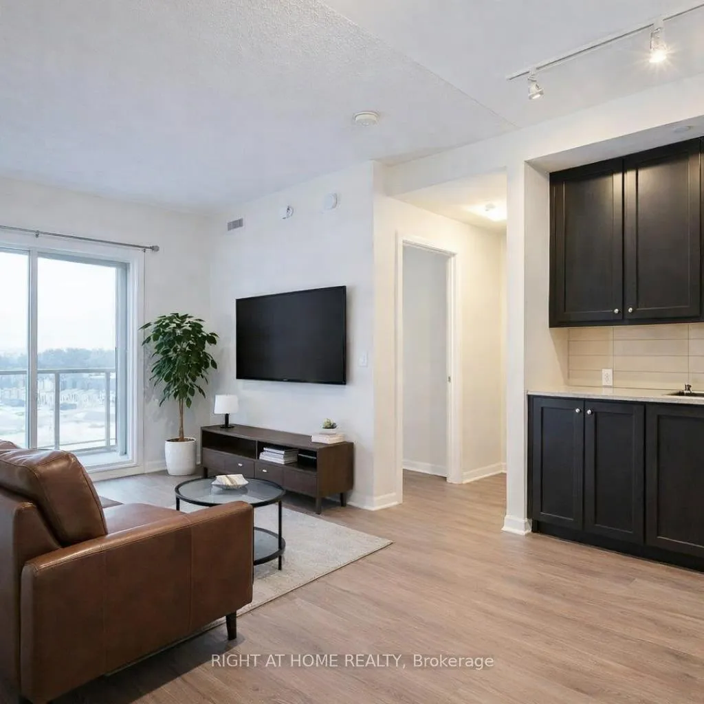Photo 3 of Unit 324, 555 William Graham Drive, Aurora, Rural Aurora — HOMEH