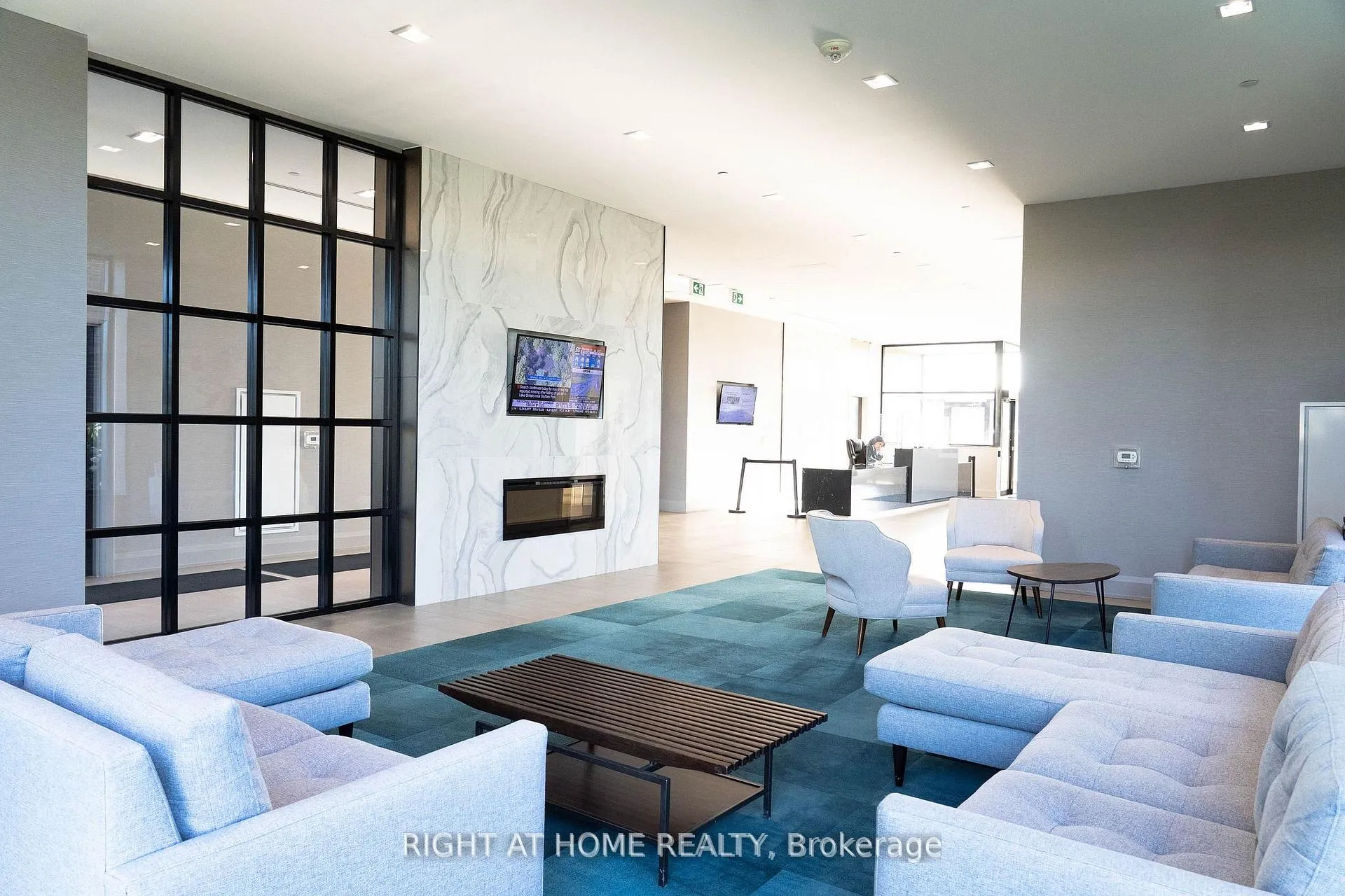 Photo 9 of Unit 324, 555 William Graham Drive, Aurora, Rural Aurora — HOMEH