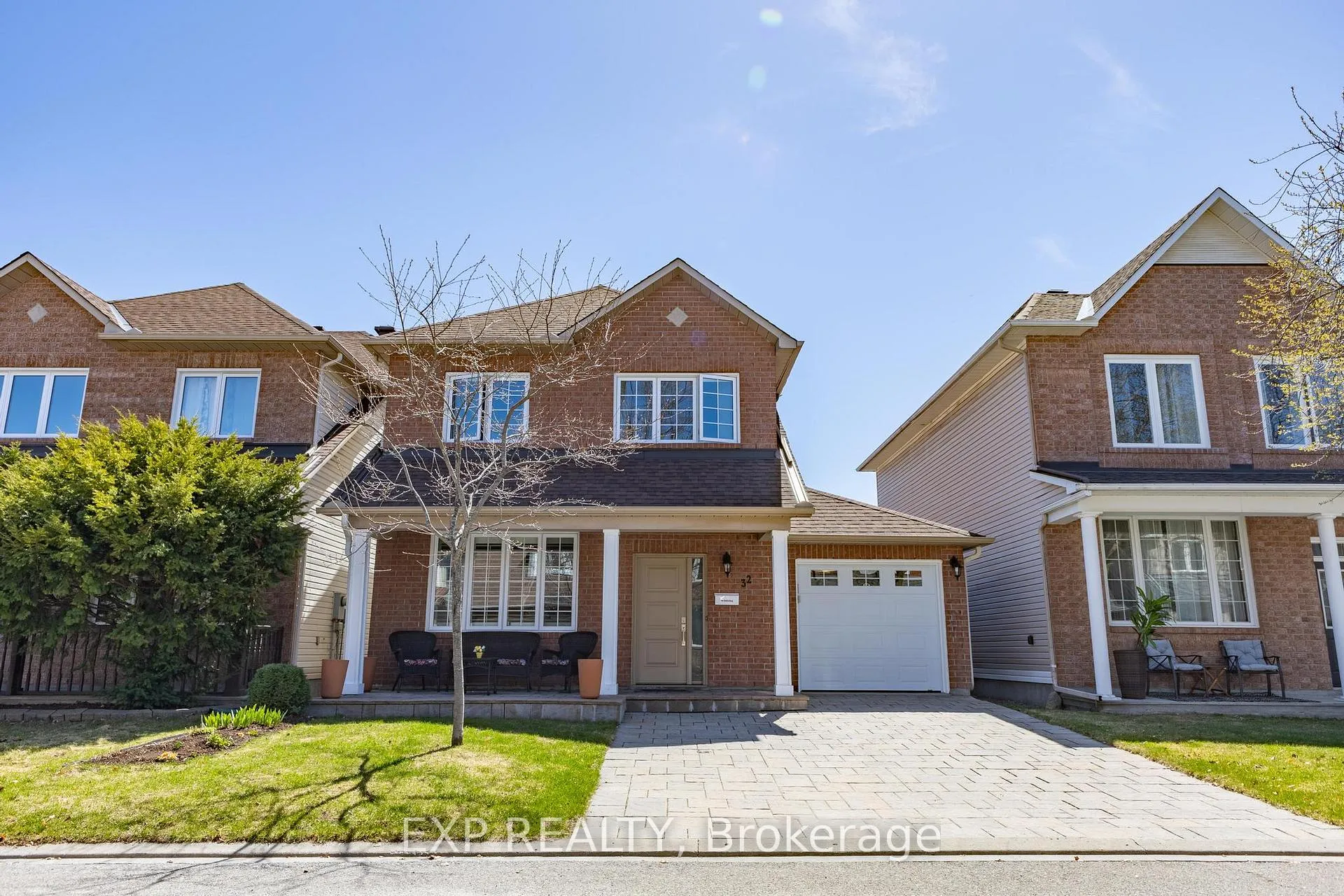 Photo 2 of 32 Stonepointe Avenue, Ottawa, Barrhaven East — HOMEH