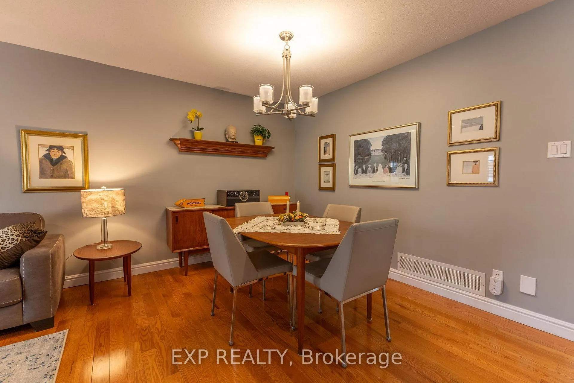 Photo 6 of 32 Stonepointe Avenue, Ottawa, Barrhaven East — HOMEH