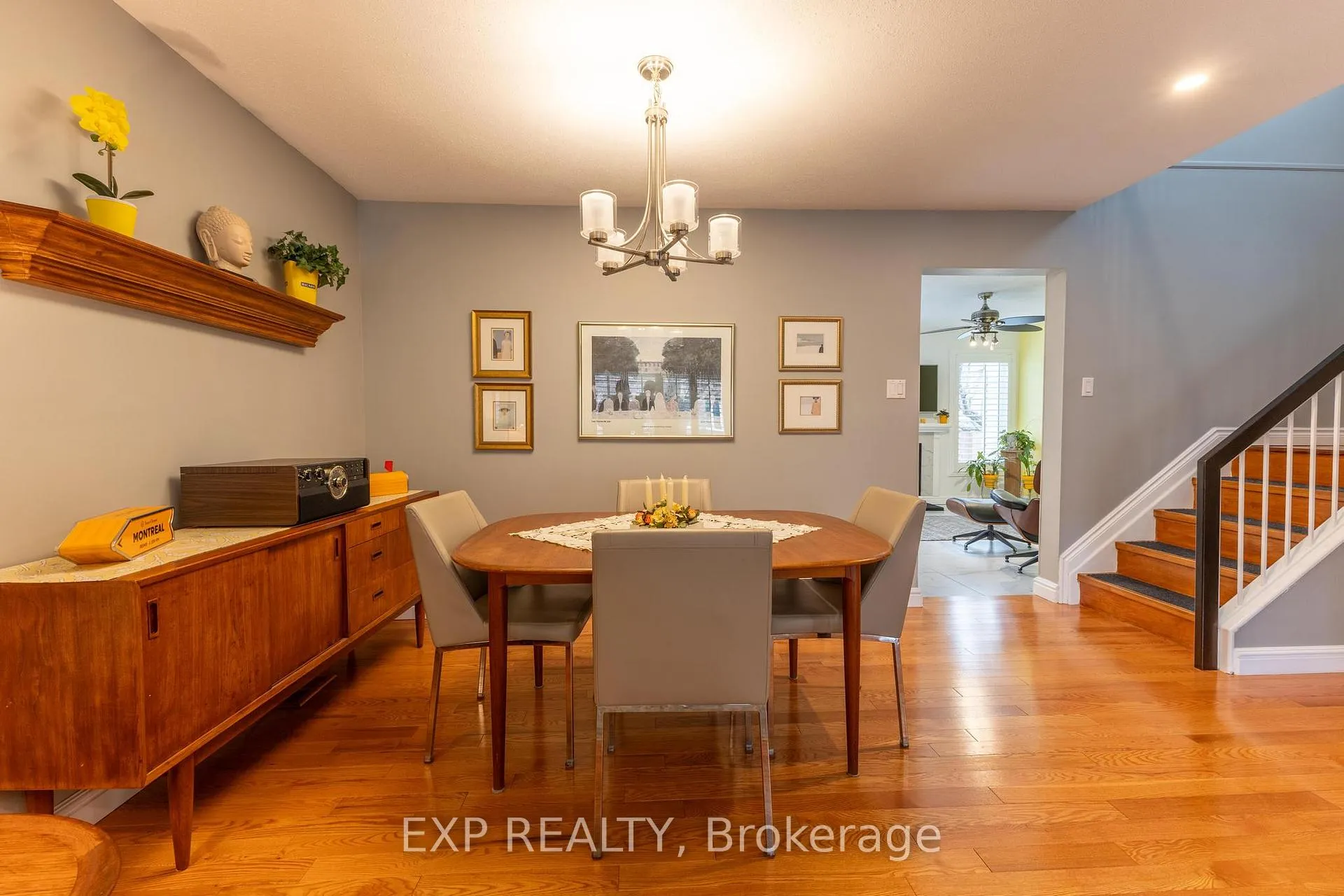 Photo 9 of 32 Stonepointe Avenue, Ottawa, Barrhaven East — HOMEH