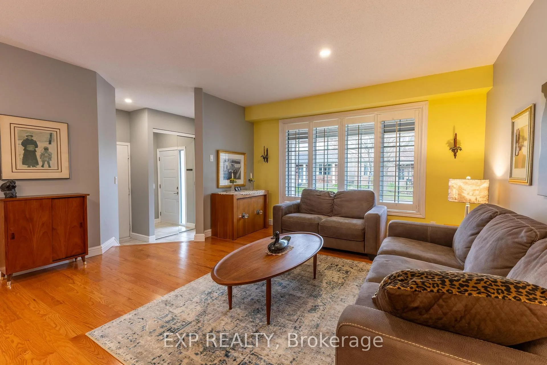 Photo 10 of 32 Stonepointe Avenue, Ottawa, Barrhaven East — HOMEH