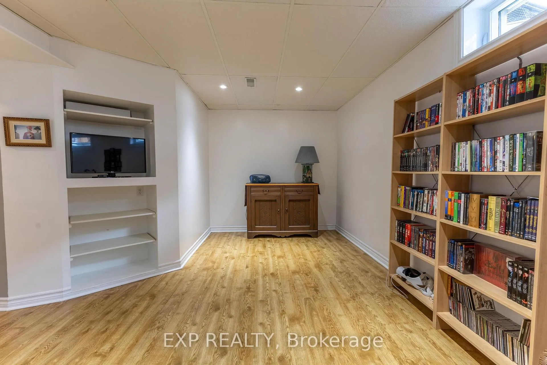 Photo 40 of 32 Stonepointe Avenue, Ottawa, Barrhaven East — HOMEH