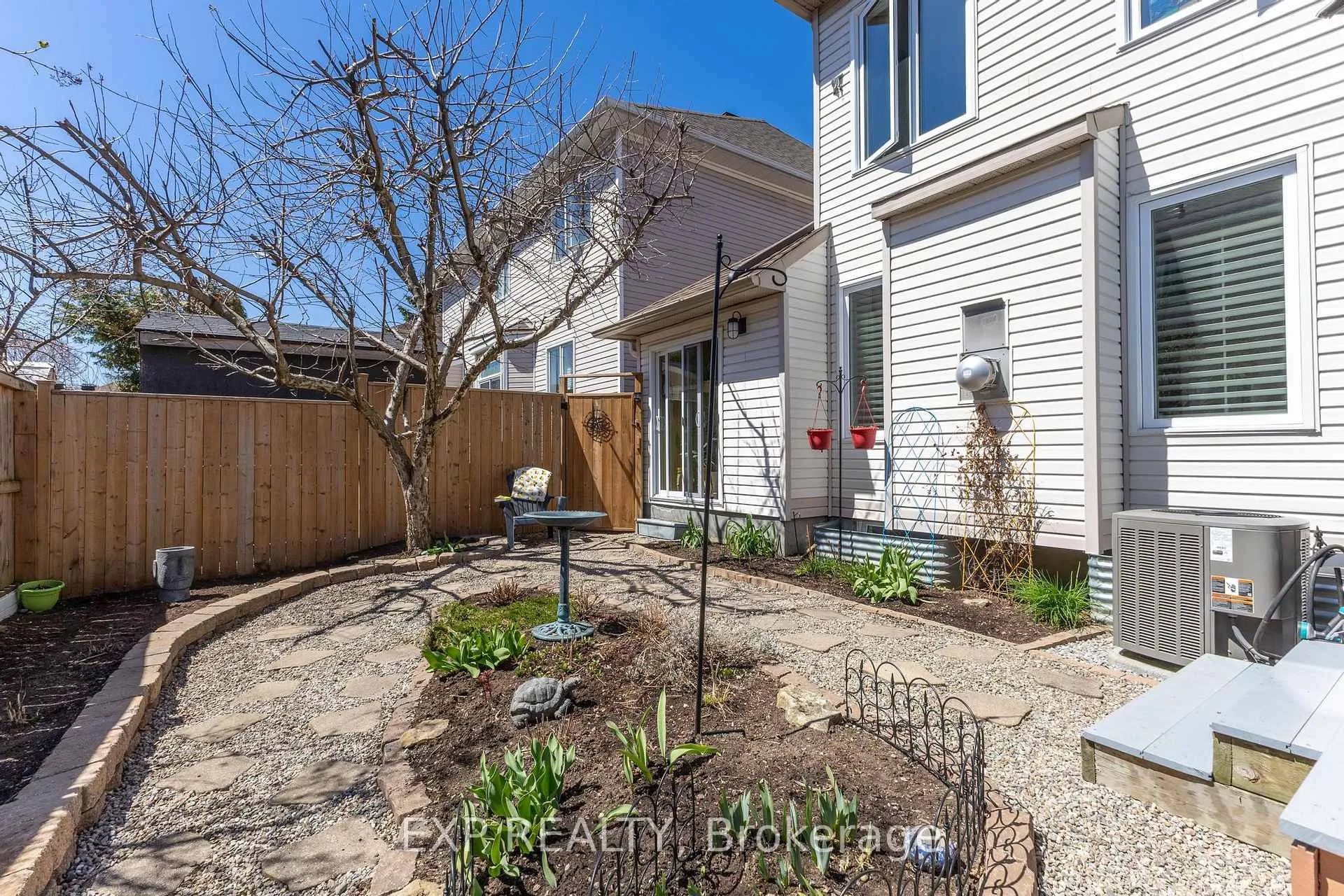 Photo 44 of 32 Stonepointe Avenue, Ottawa, Barrhaven East — HOMEH