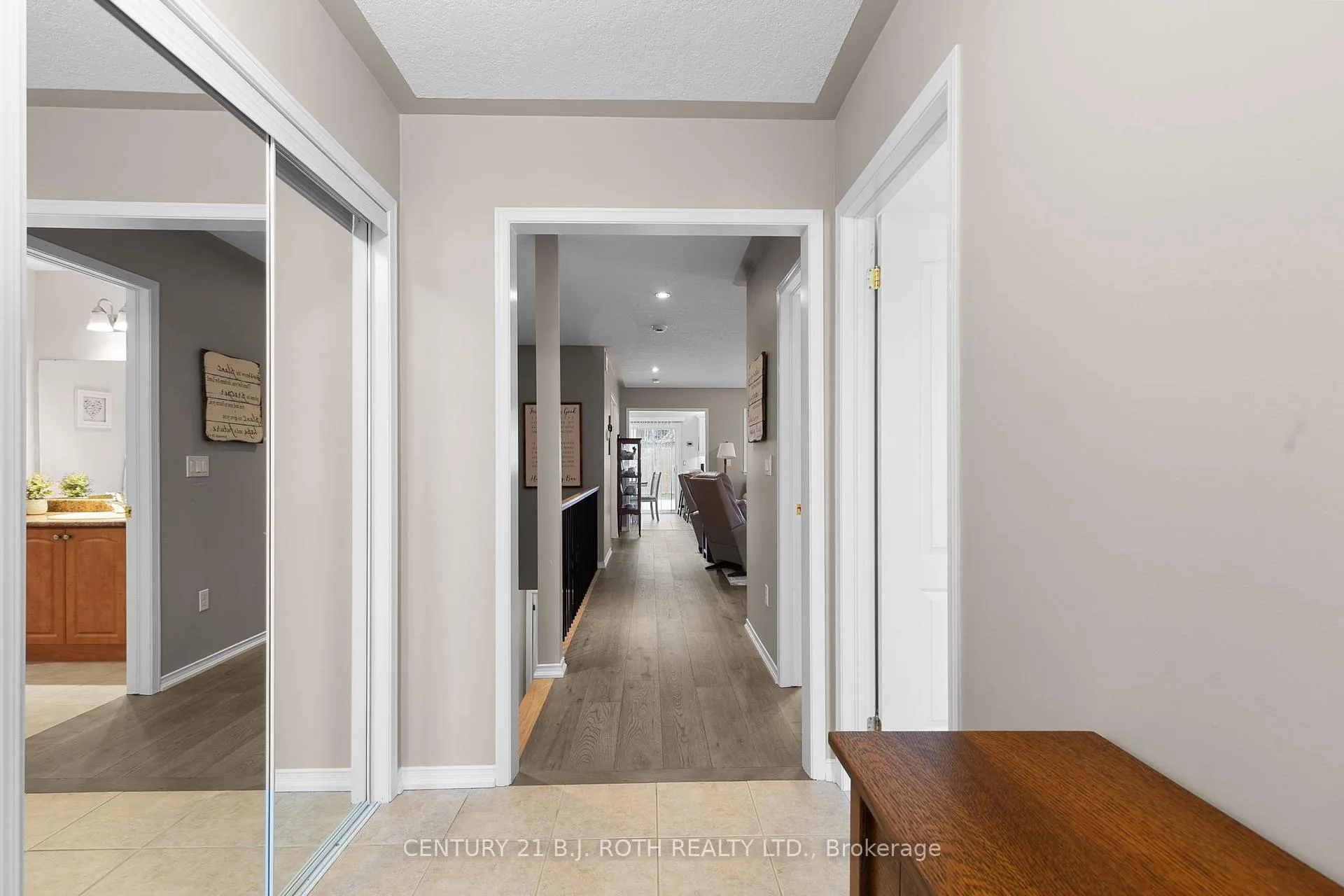 Photo 3 of 3028 Emperor Drive, Orillia — HOMEH
