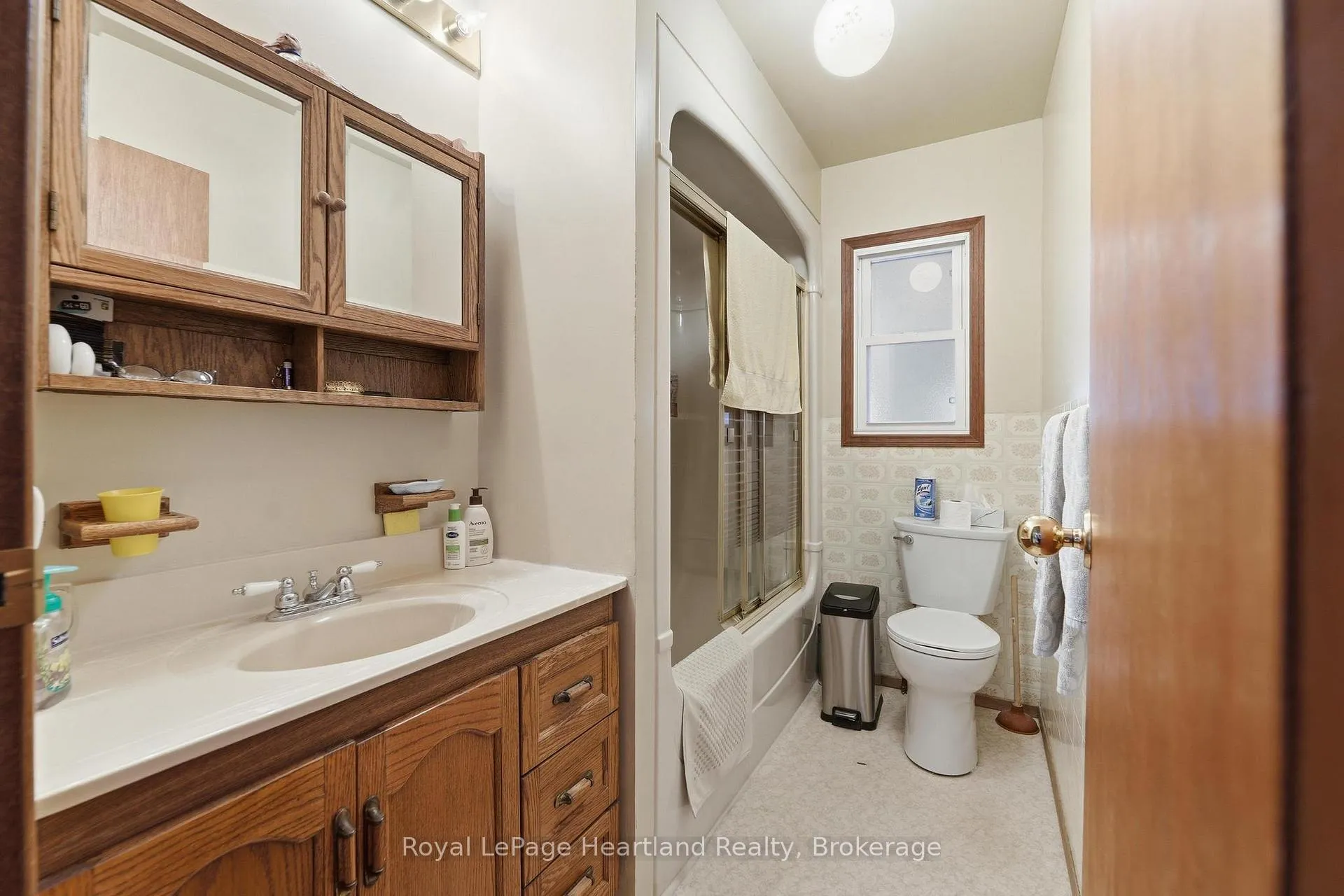 Photo 14 of 52 Walker Street, Central Huron, Clinton — HOMEH