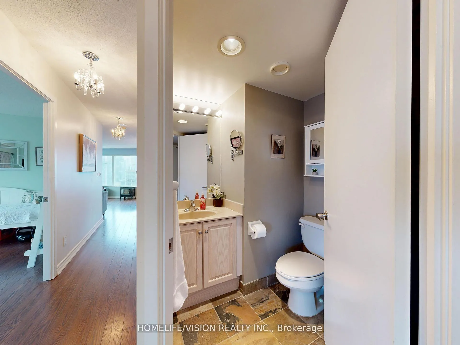 Photo 8 of Unit 3311, 210 Victoria Street, Toronto, Church-Yonge Corridor — HOMEH