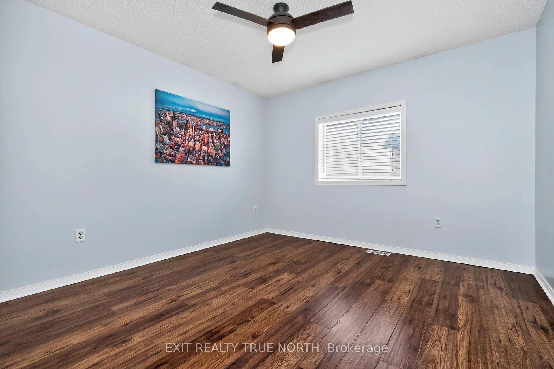 Photo 28 of 172 Courtney Crescent, Barrie, Painswick South — HOMEH