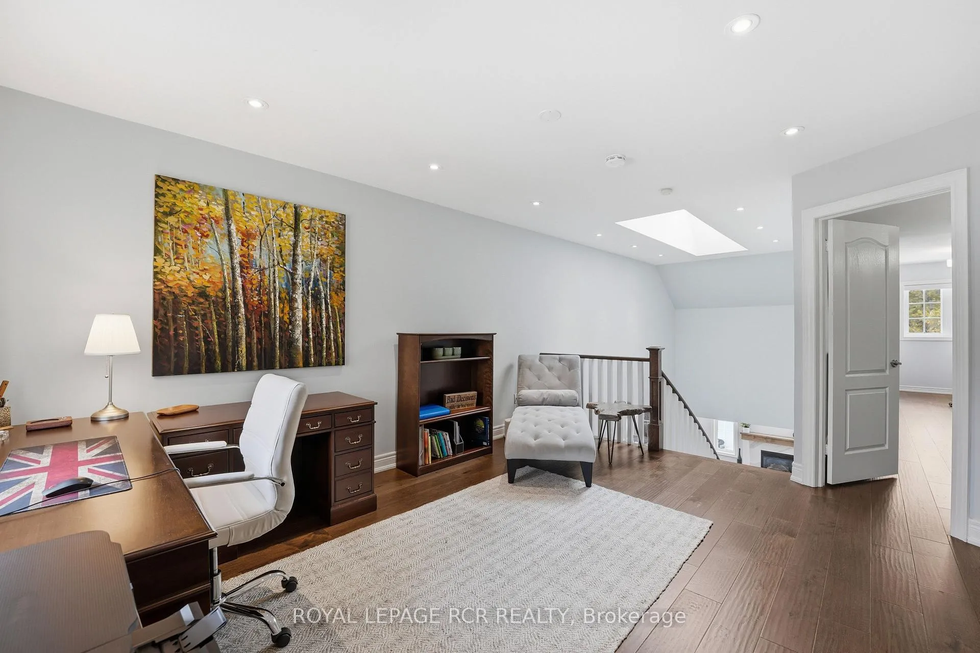 Photo 15 of Unit 107, 16 Bonnell Crescent, Aurora, Aurora Estates — HOMEH