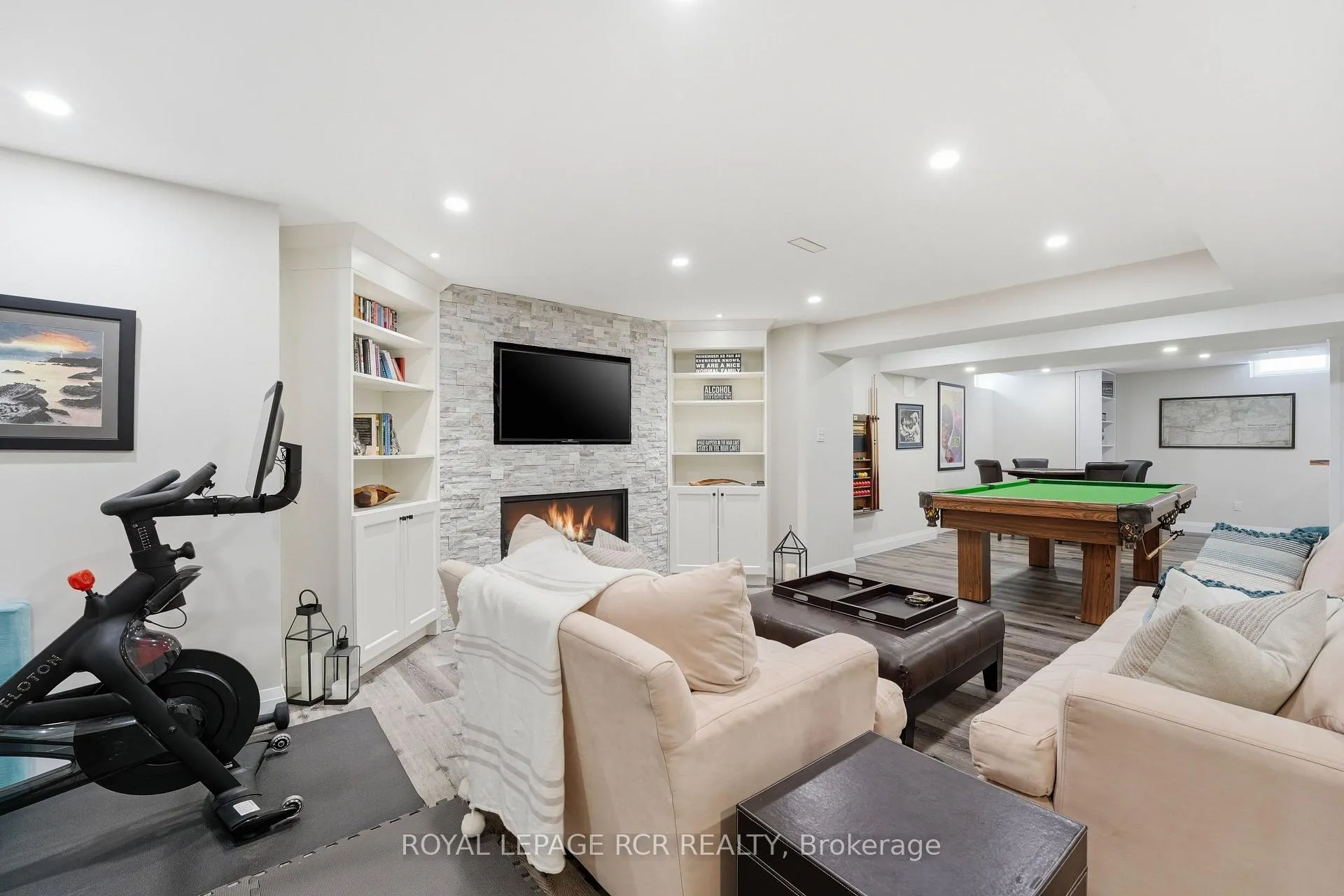 Photo 31 of Unit 107, 16 Bonnell Crescent, Aurora, Aurora Estates — HOMEH