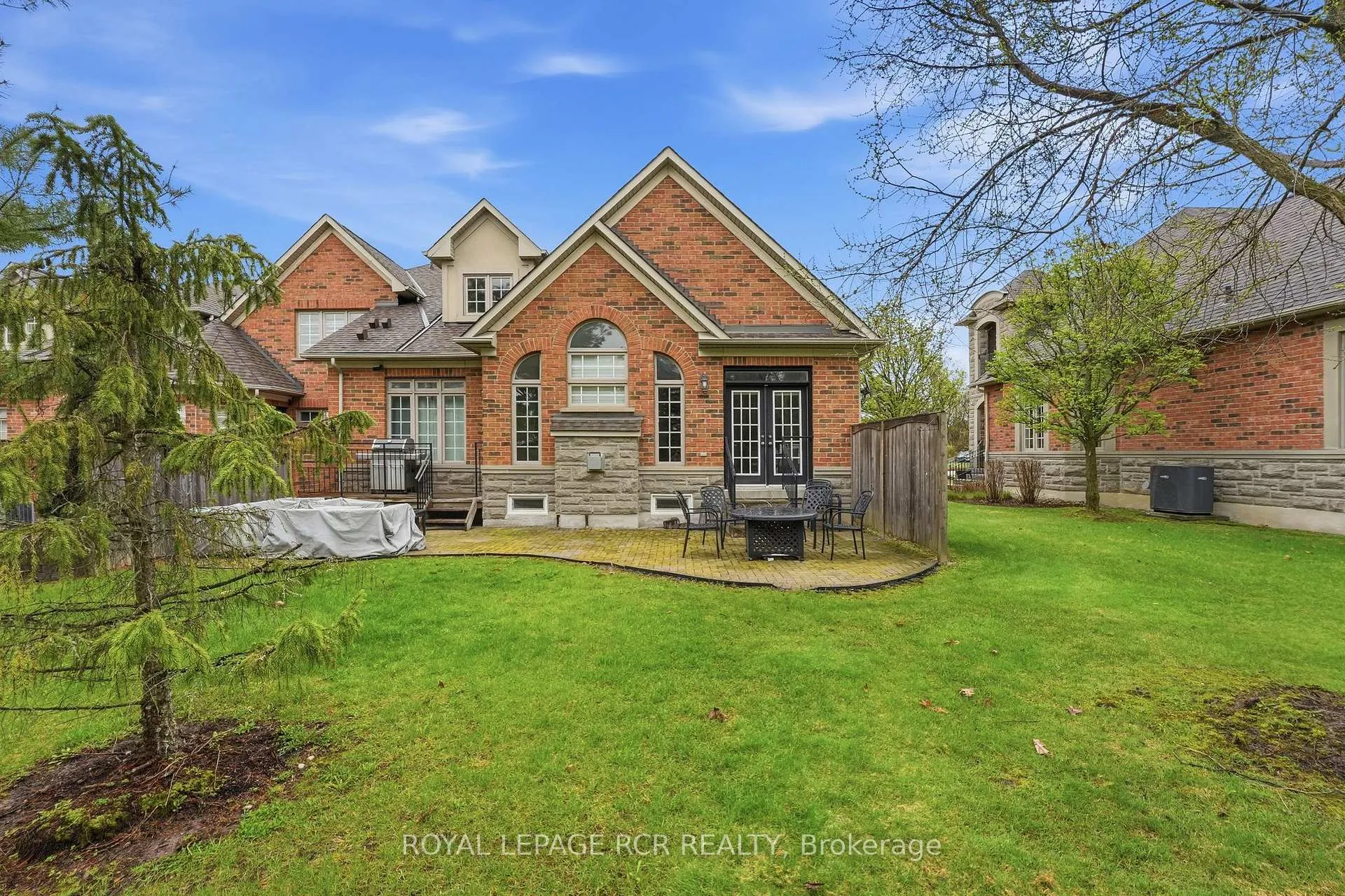 Photo 38 of Unit 107, 16 Bonnell Crescent, Aurora, Aurora Estates — HOMEH
