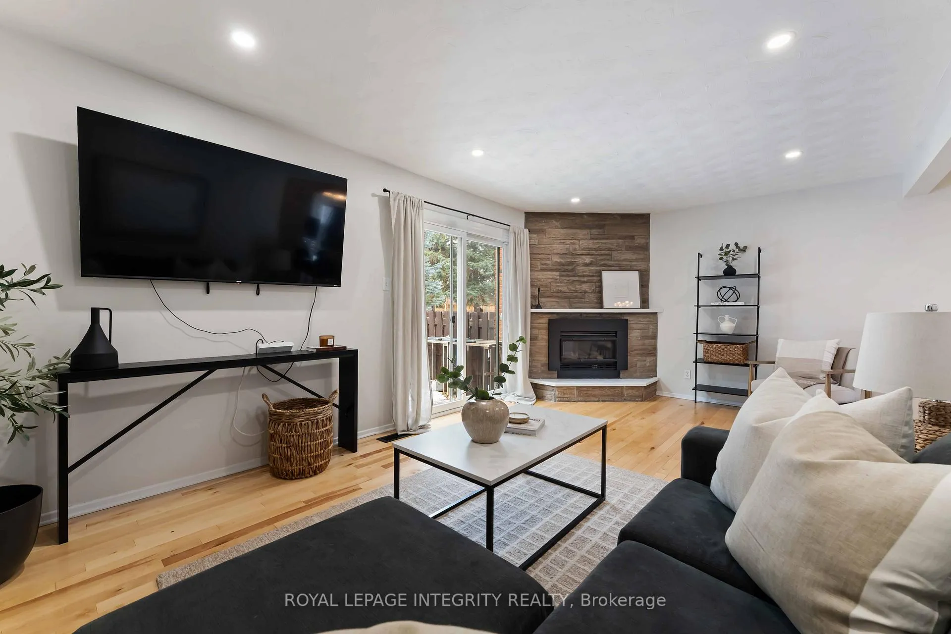 Photo 11 of Unit 19, 1585 Heron Road, Ottawa, Guildwood Estates - Urbandale Acres — HOMEH
