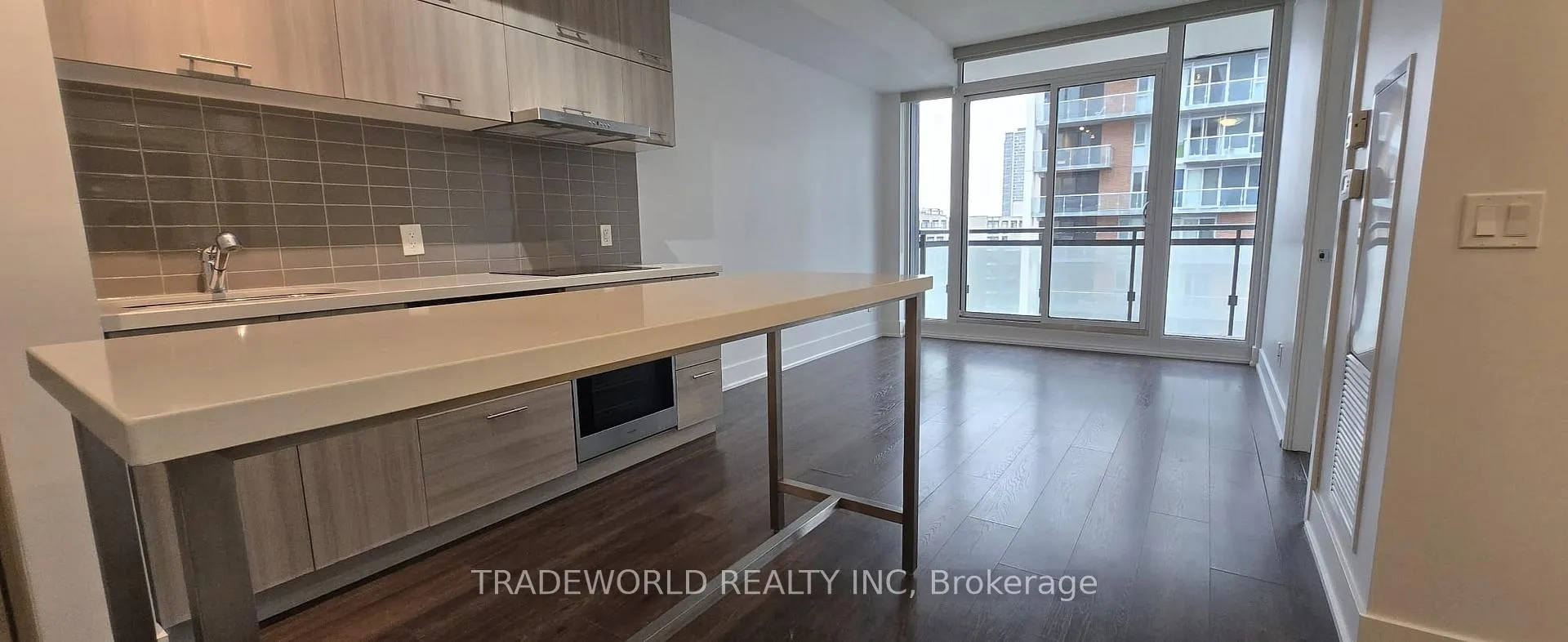 Photo 2 of Unit 913, 8081 Birchmount Road, Markham, Unionville — HOMEH