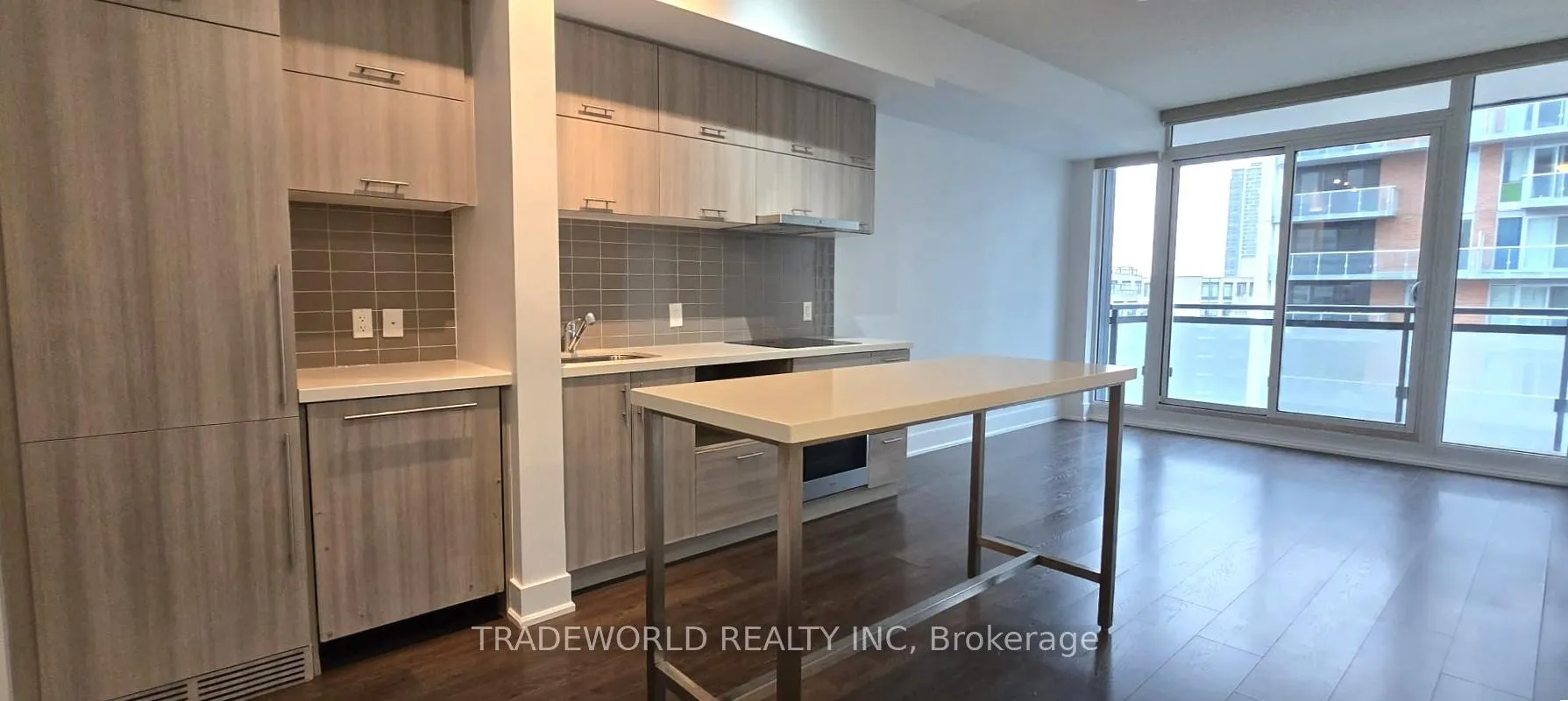 Photo 4 of Unit 913, 8081 Birchmount Road, Markham, Unionville — HOMEH