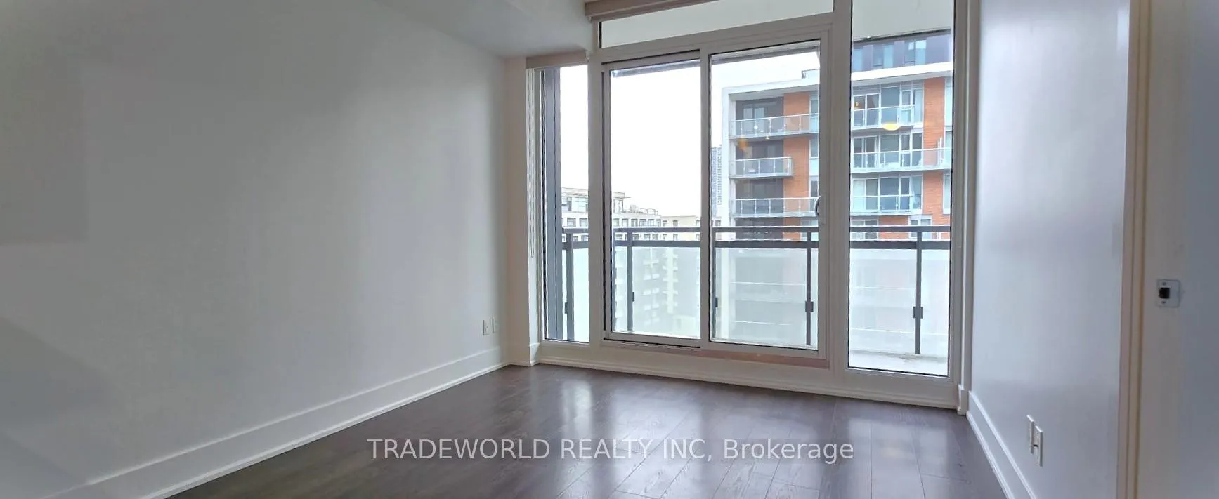 Photo 5 of Unit 913, 8081 Birchmount Road, Markham, Unionville — HOMEH