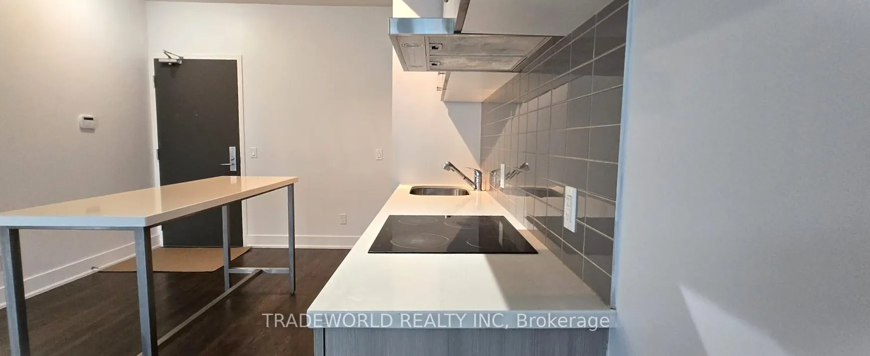 Photo 8 of Unit 913, 8081 Birchmount Road, Markham, Unionville — HOMEH