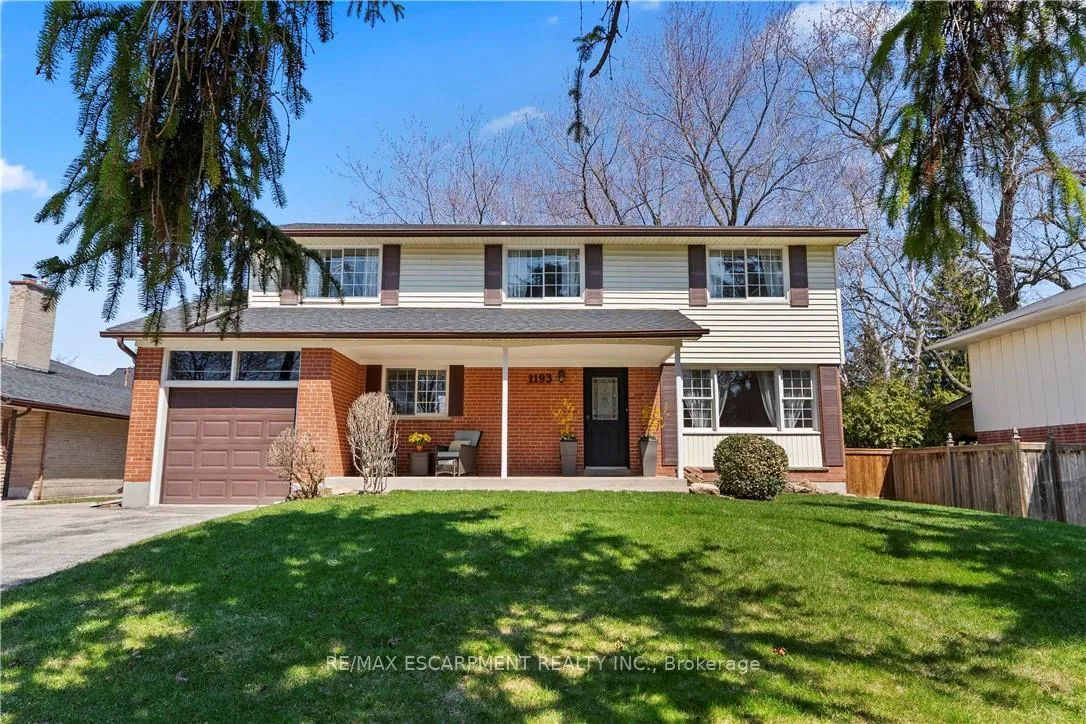 Photo 1 of 1193 Sixth Line, Oakville, College Park — HOMEH