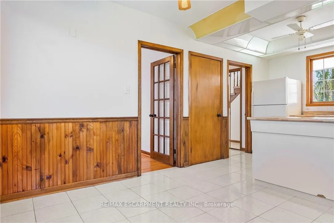 Photo 15 of 1193 Sixth Line, Oakville, College Park — HOMEH