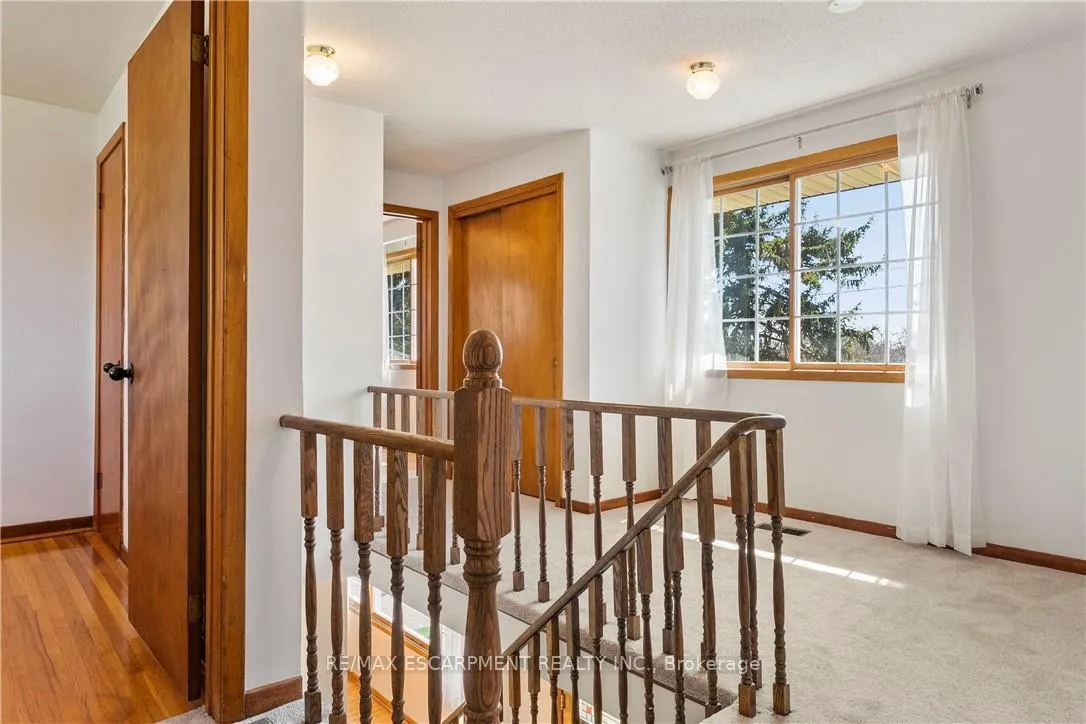 Photo 20 of 1193 Sixth Line, Oakville, College Park — HOMEH