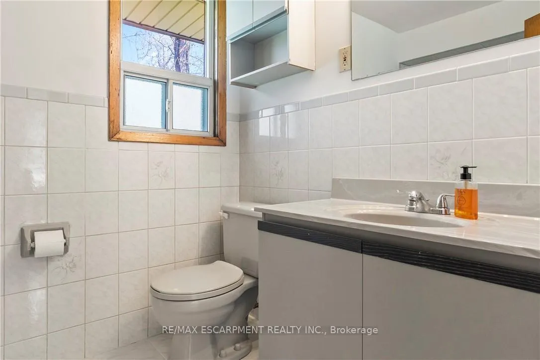 Photo 29 of 1193 Sixth Line, Oakville, College Park — HOMEH